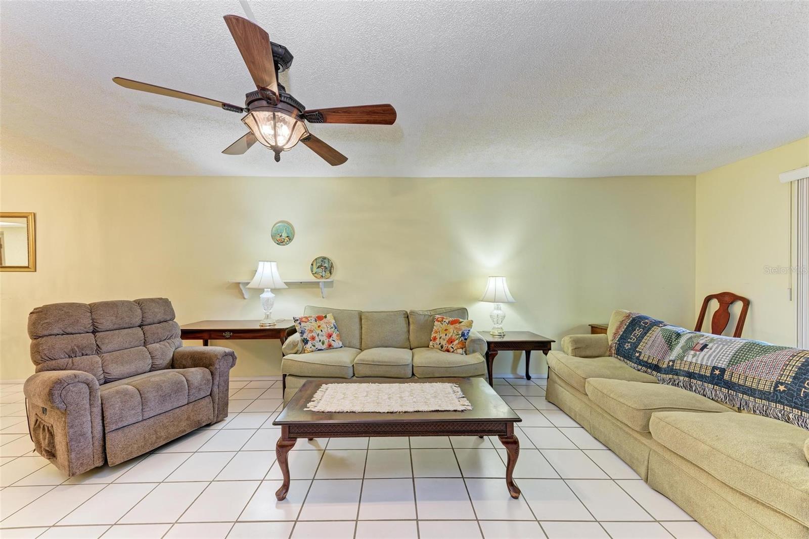 Image 6 of 32 For 3514 Lake Bayshore Drive K-108