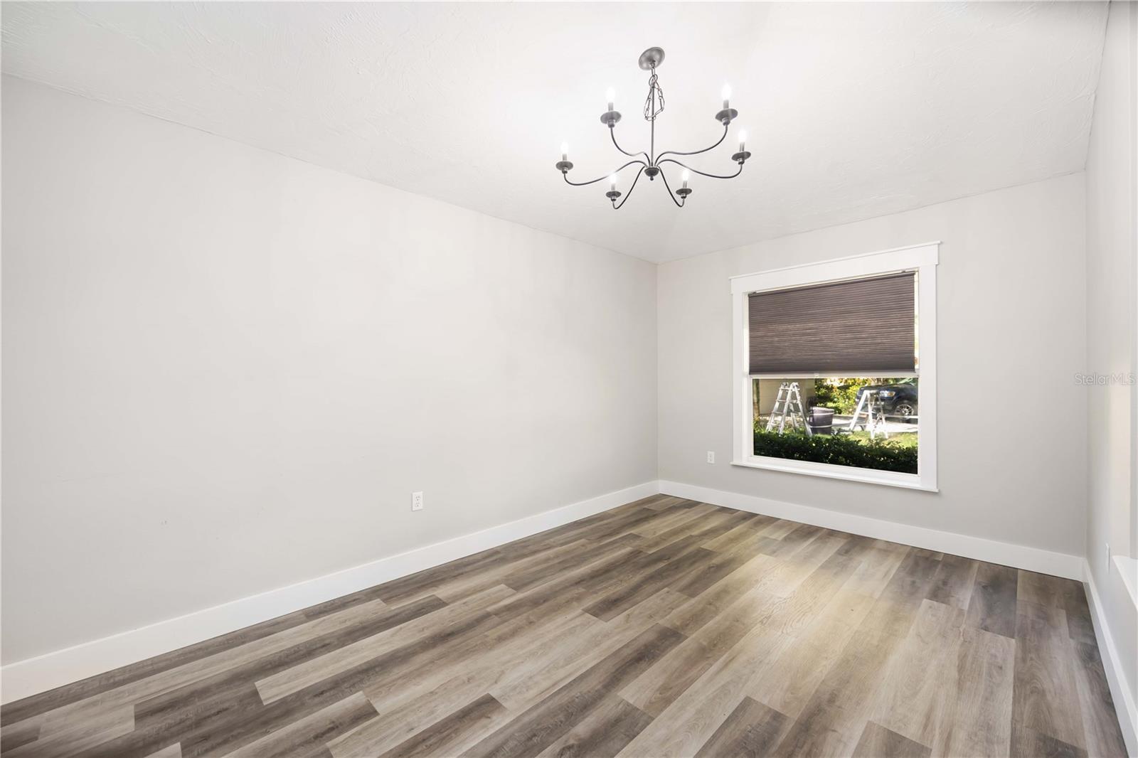 Image 11 of 30 For 4715 Tivoli Avenue