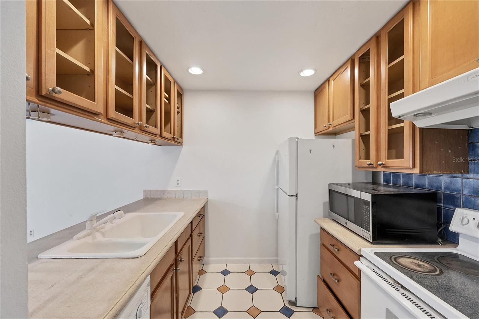 Image 15 of 38 For 3742 59th Avenue W