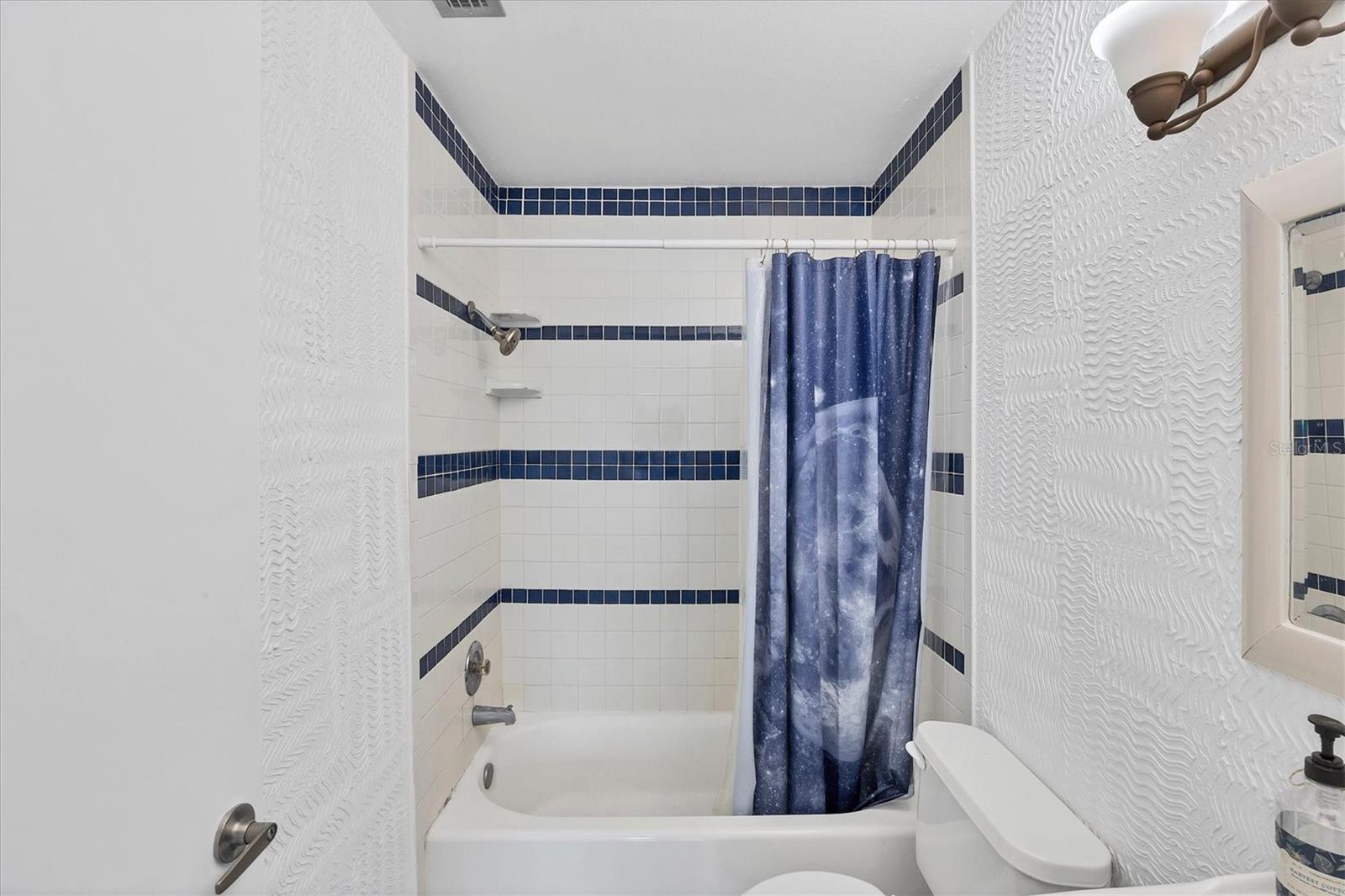 Image 22 of 38 For 3742 59th Avenue W