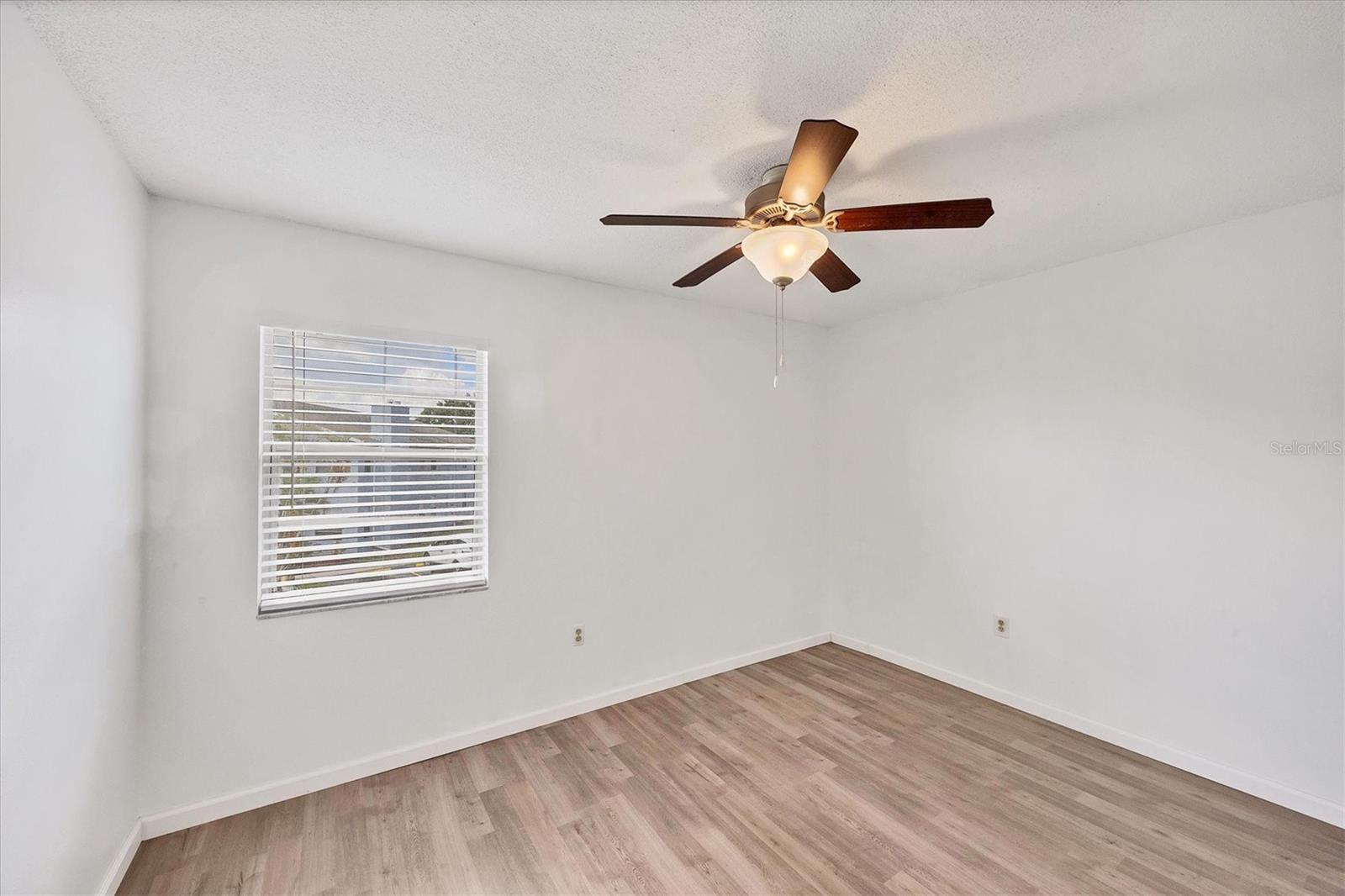 Image 23 of 38 For 3742 59th Avenue W
