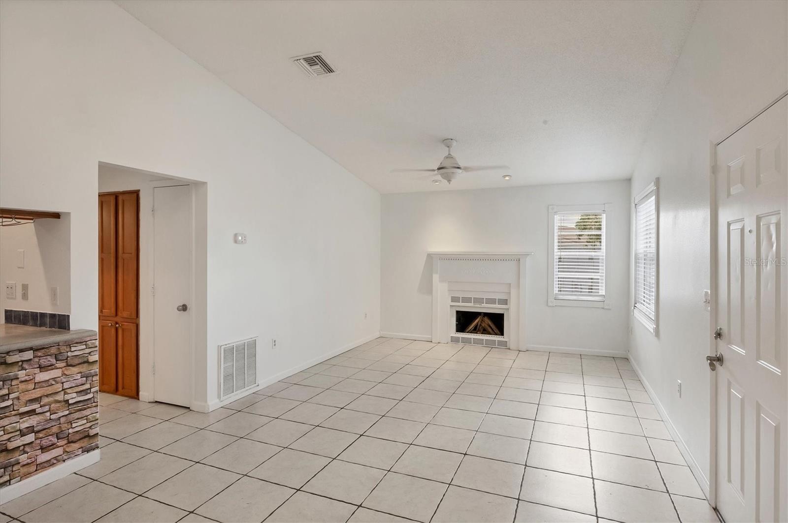Image 8 of 38 For 3742 59th Avenue W