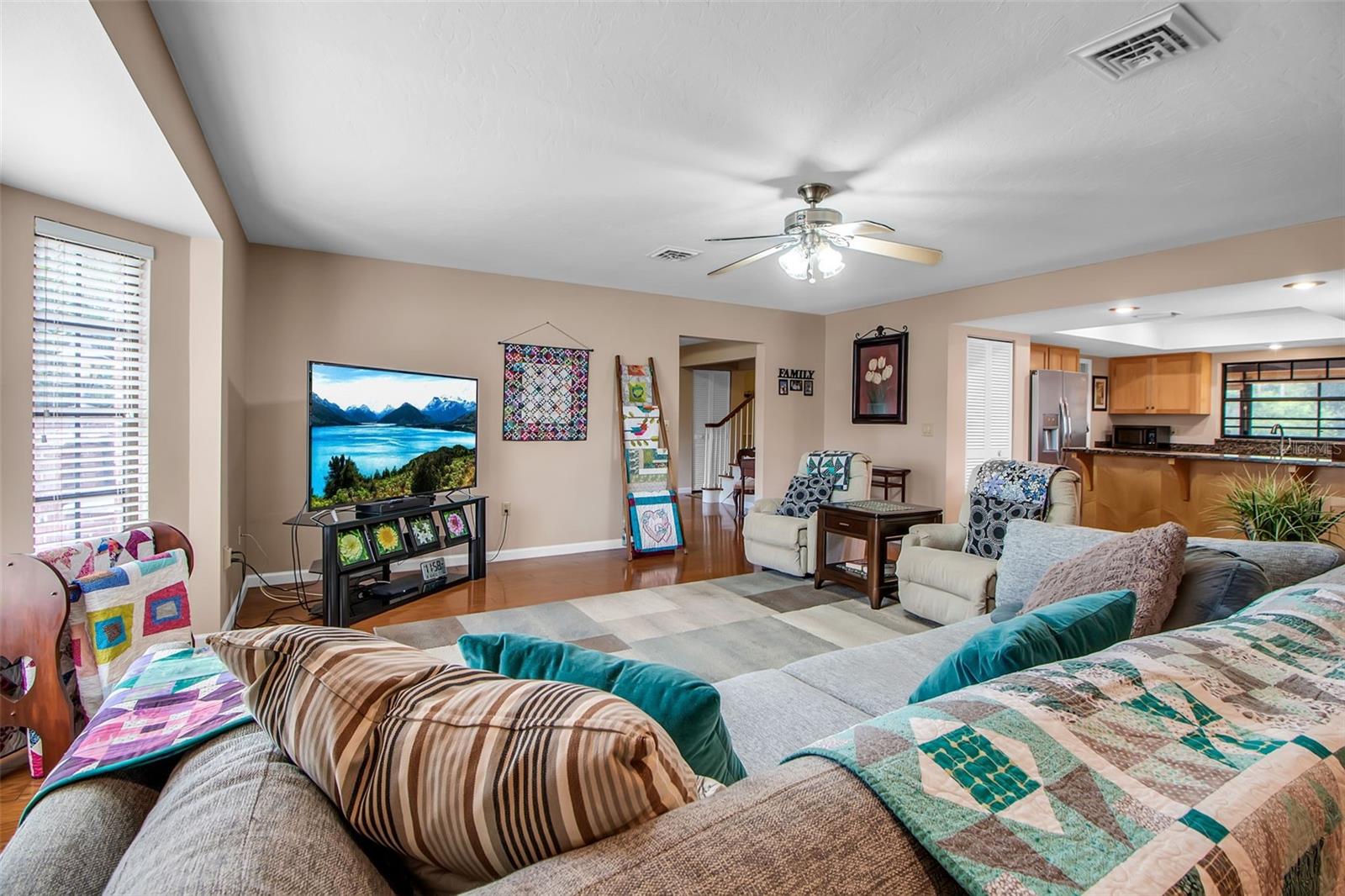 Image 10 of 84 For 6700 Shetland Way
