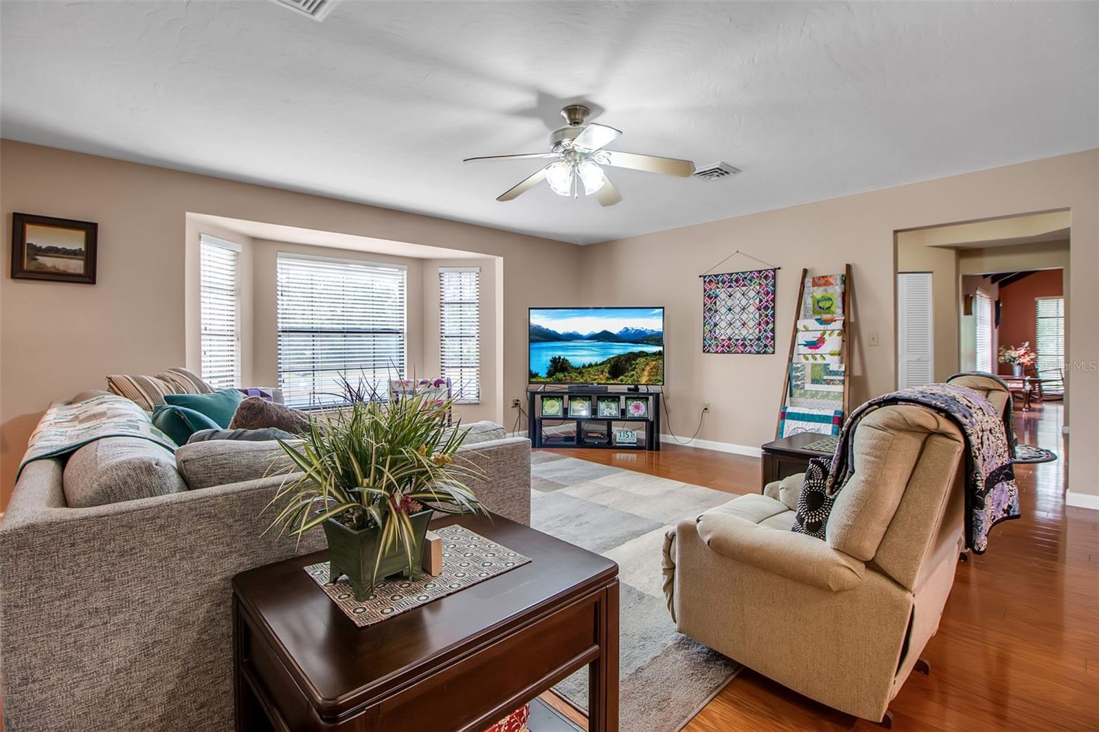 Image 9 of 84 For 6700 Shetland Way