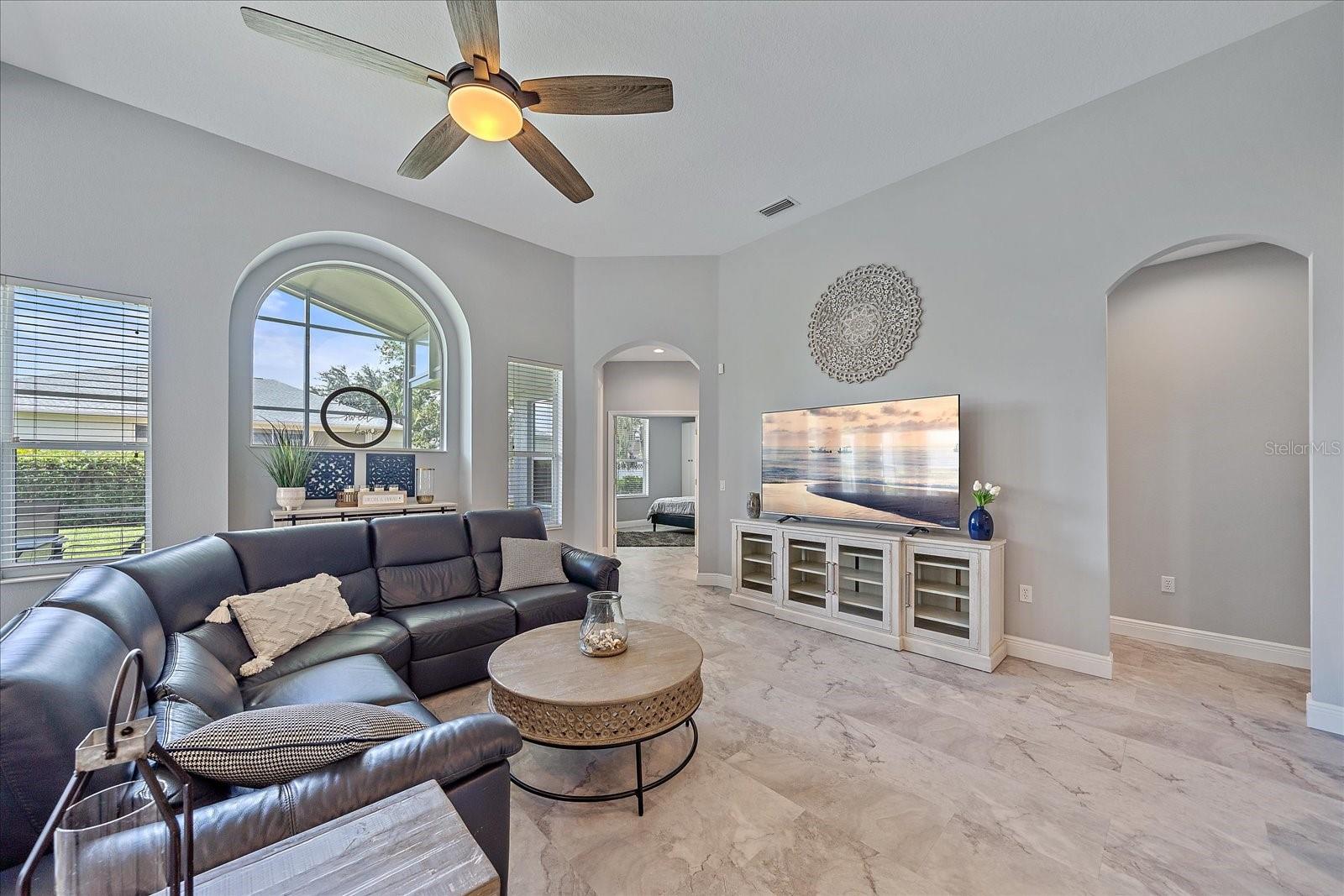 Image 12 of 40 For 8015 Spring Marsh Drive