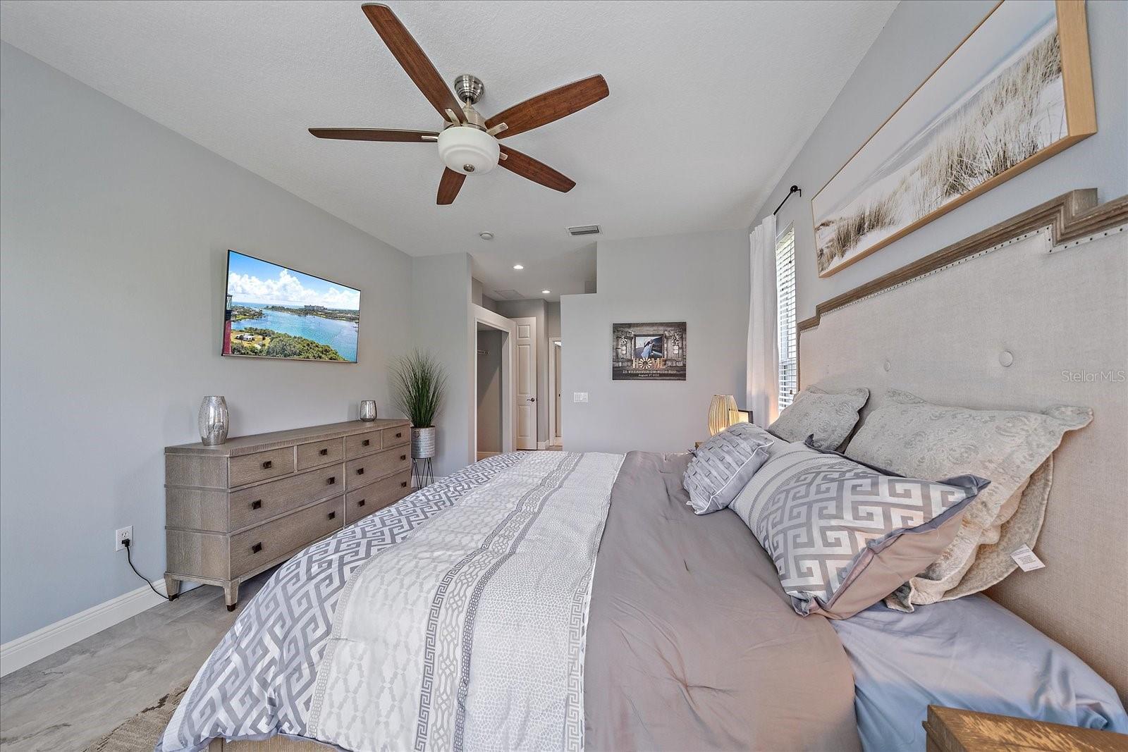 Image 23 of 40 For 8015 Spring Marsh Drive