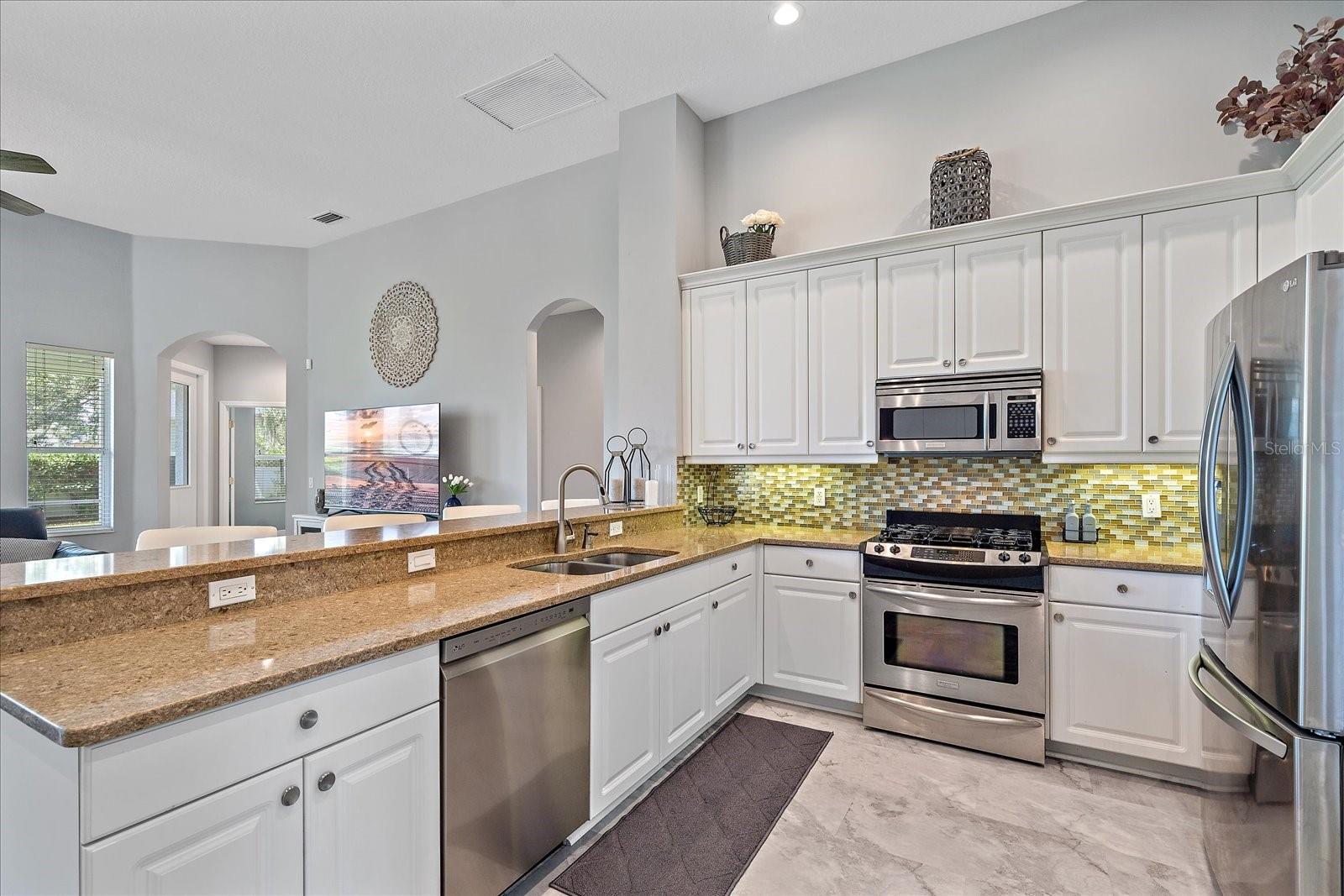 Image 4 of 40 For 8015 Spring Marsh Drive