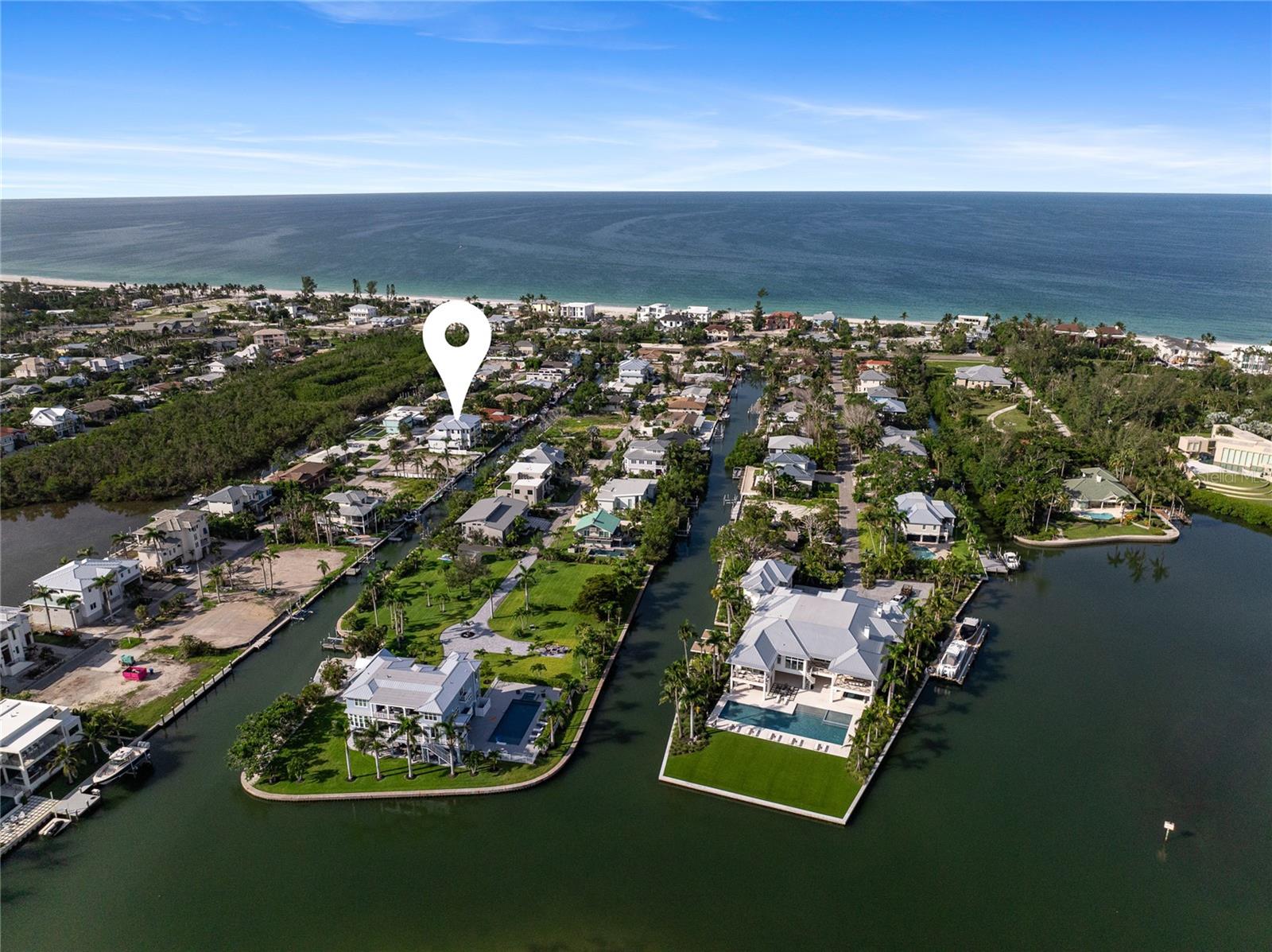 Image 2 of 89 For 569 Bayview Drive