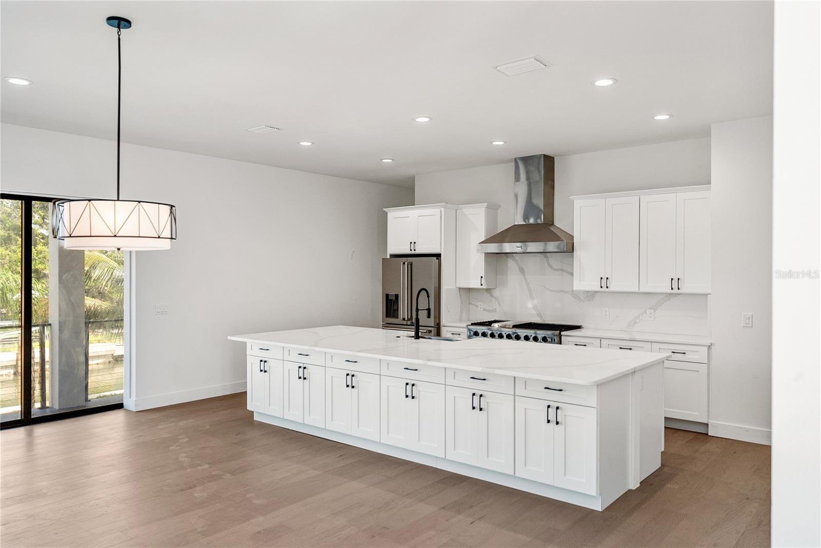 Image 42 of 89 For 569 Bayview Drive