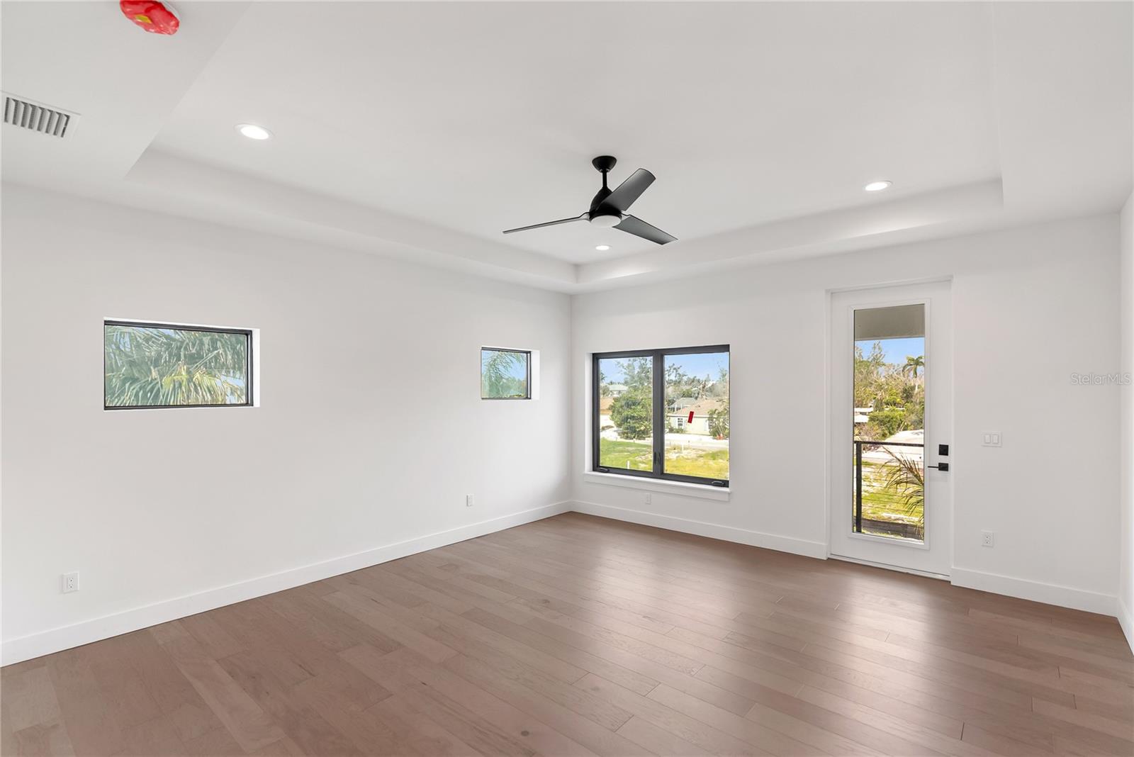 Image 61 of 89 For 569 Bayview Drive