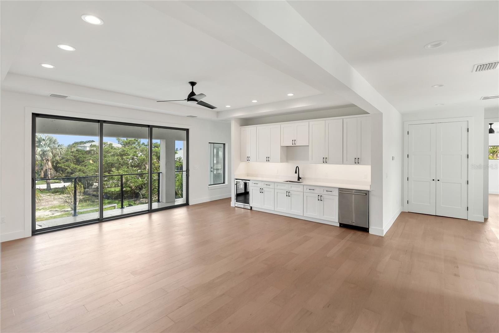 Image 67 of 89 For 569 Bayview Drive