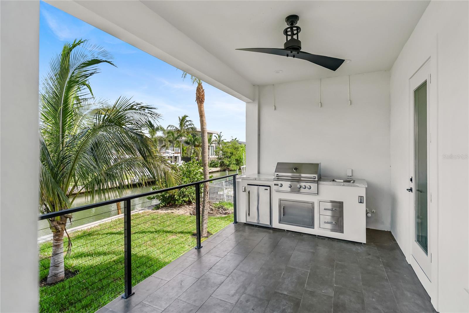Image 8 of 89 For 569 Bayview Drive