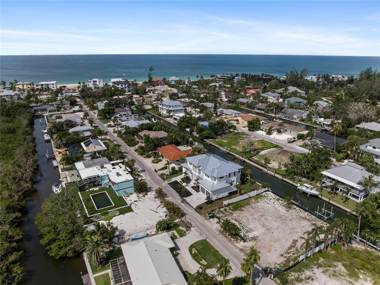 Image 85 of 89 For 569 Bayview Drive