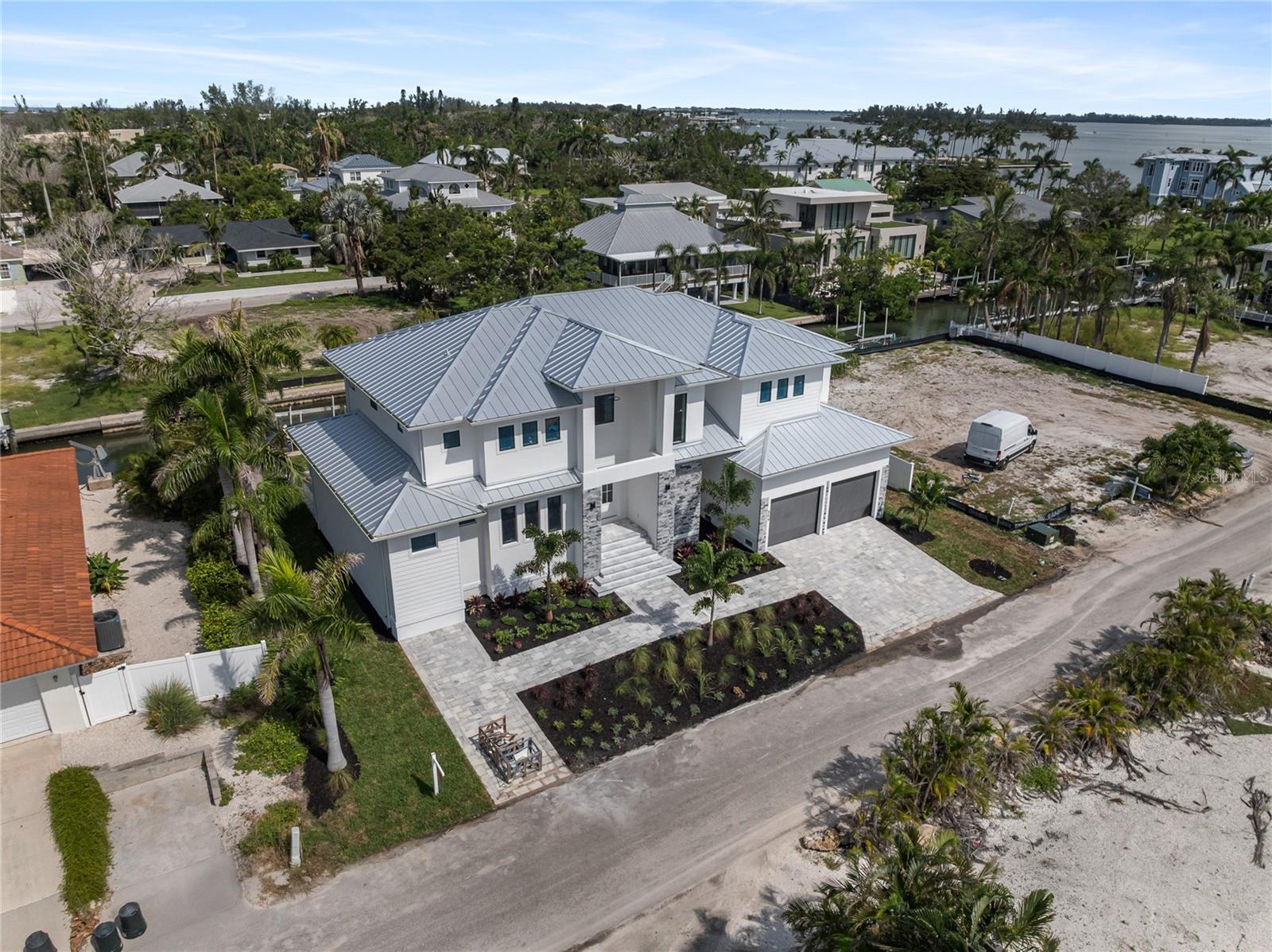 Image 87 of 89 For 569 Bayview Drive