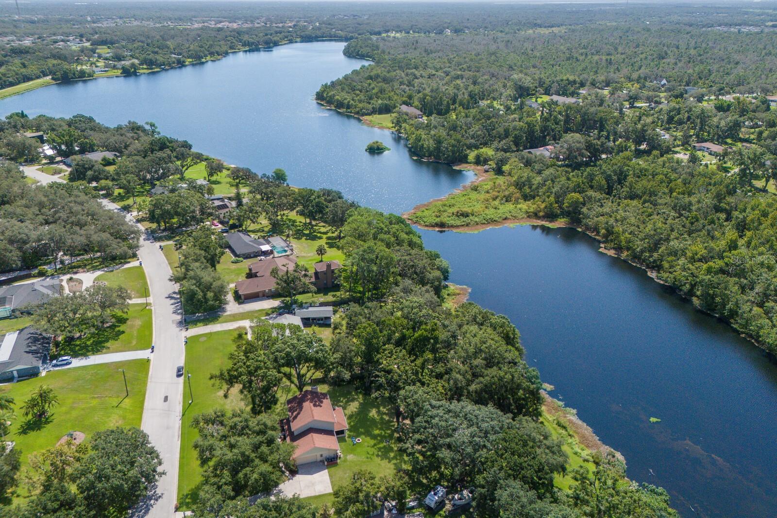 Image 4 of 63 For 11414 Donneymoor Drive