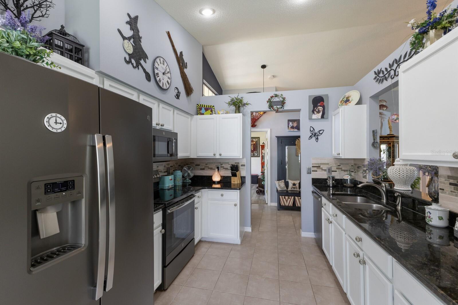 Image 11 of 73 For 4487 Sanibel Way