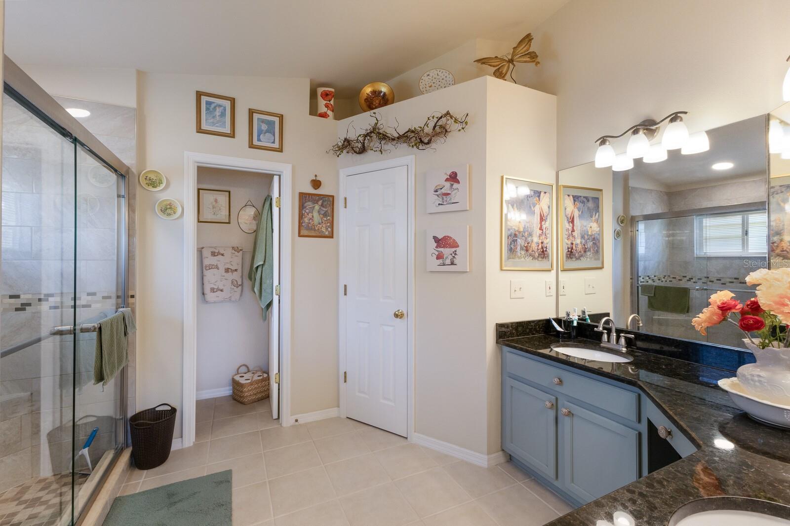 Image 37 of 73 For 4487 Sanibel Way