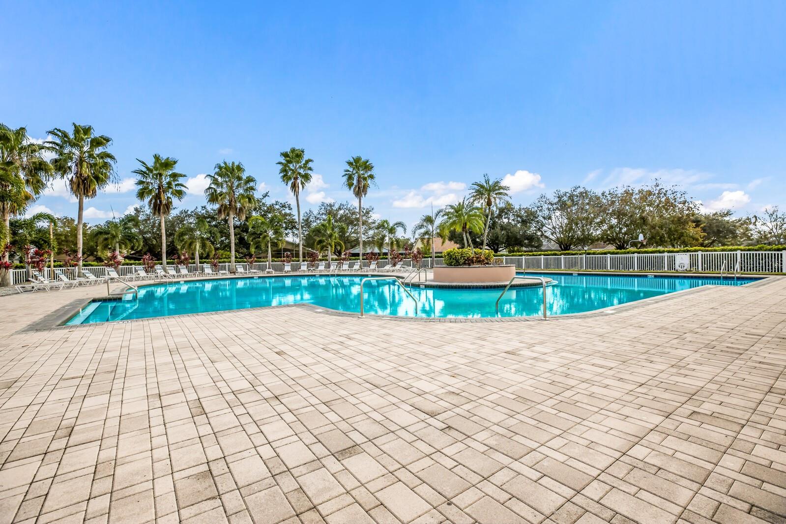 Image 50 of 73 For 4487 Sanibel Way