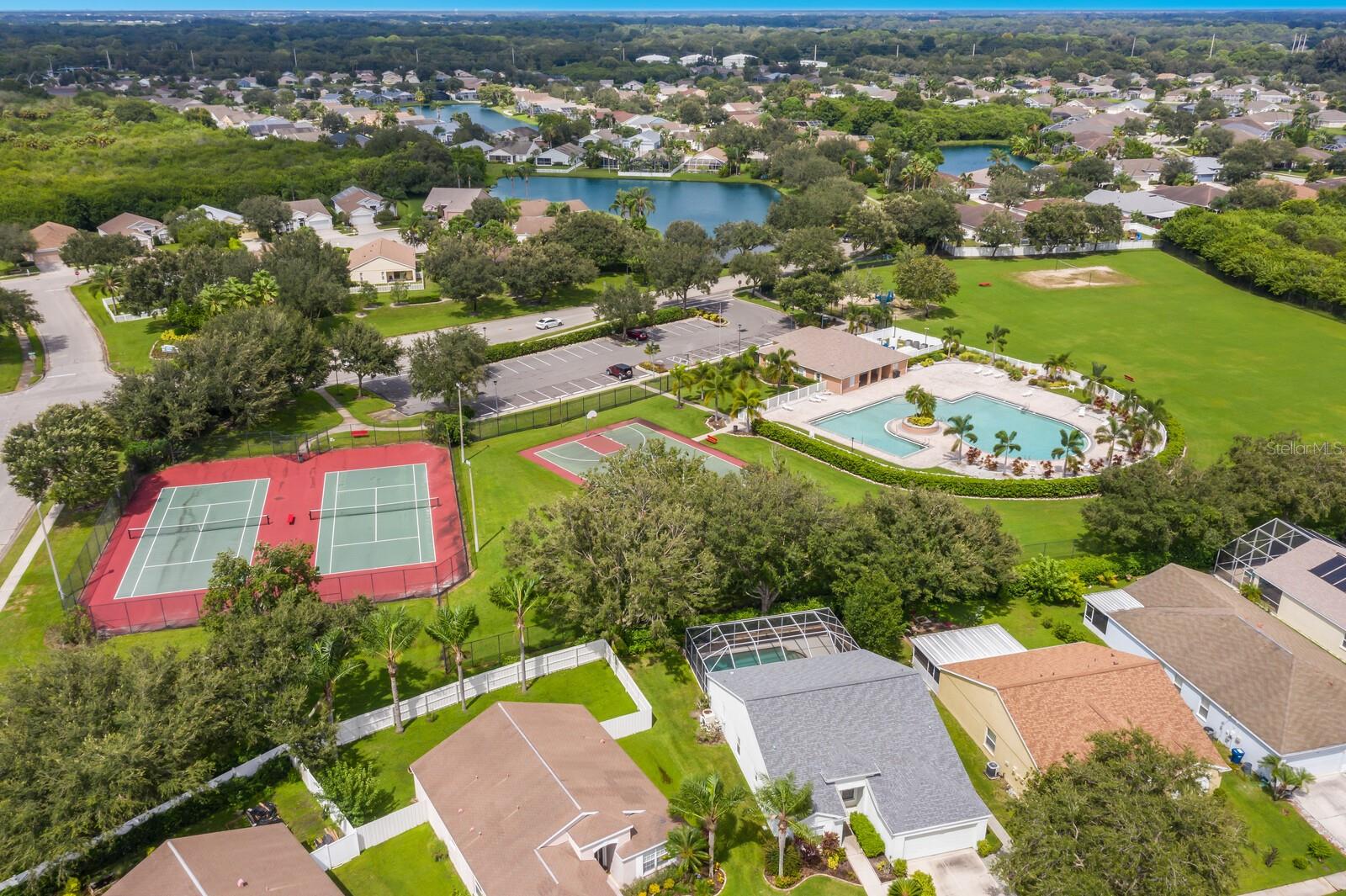 Image 52 of 73 For 4487 Sanibel Way