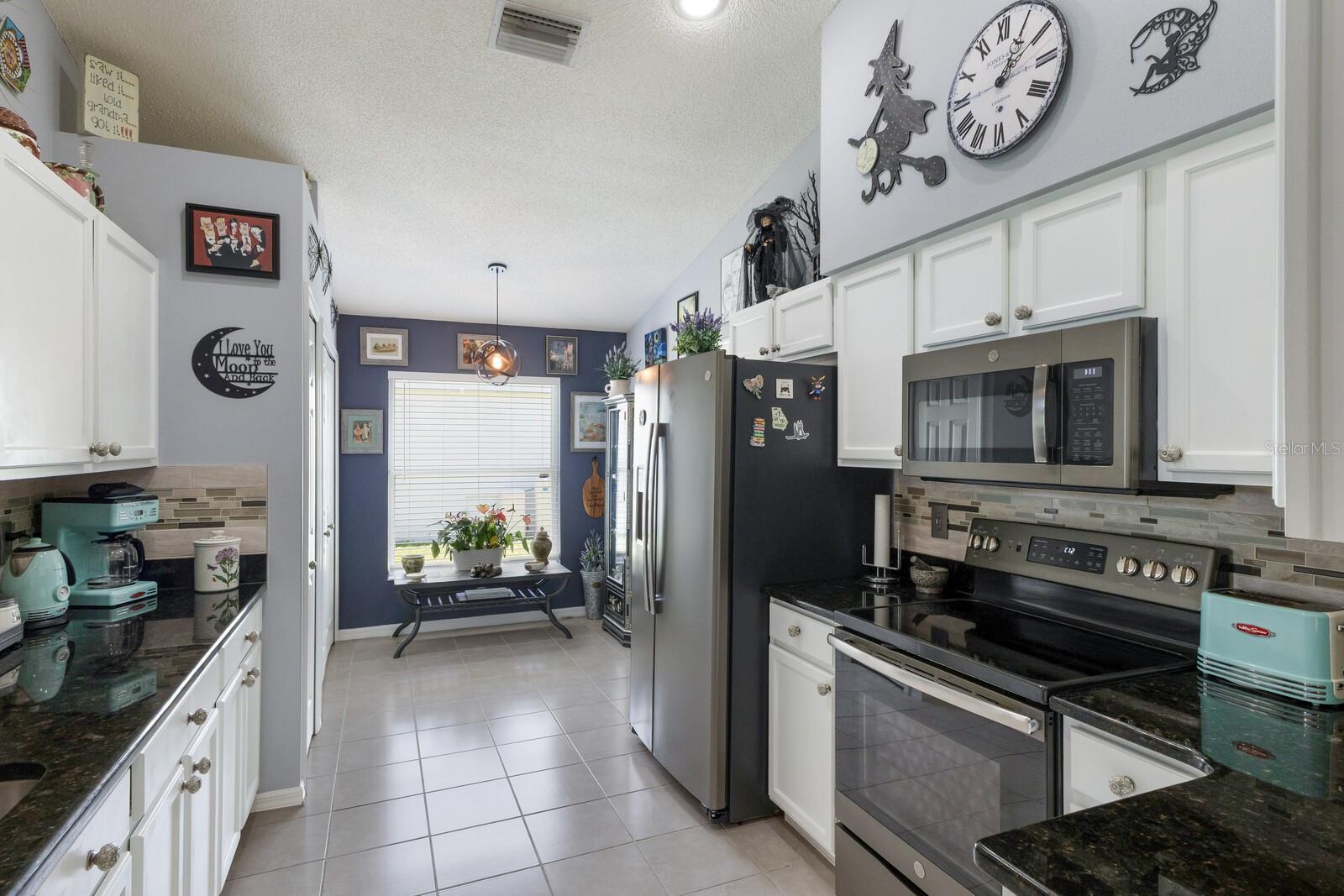 Image 9 of 73 For 4487 Sanibel Way