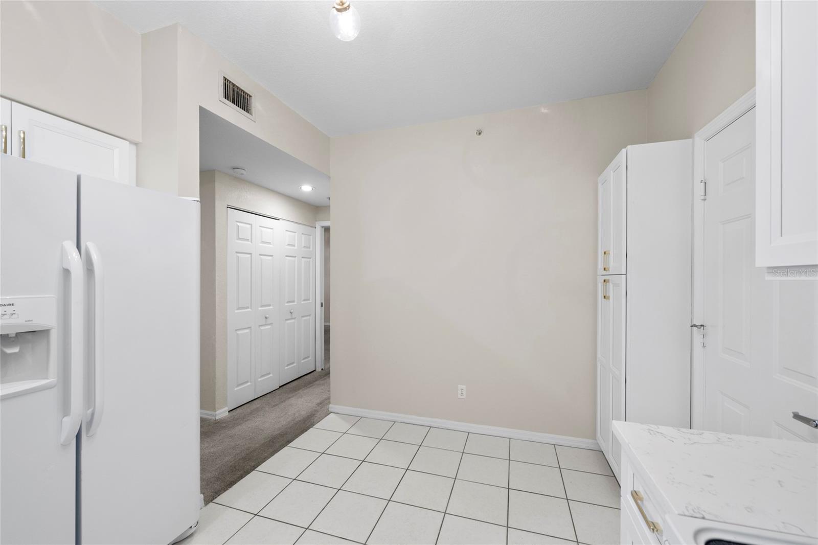 Image 18 of 42 For 6651 Pineview Terrace