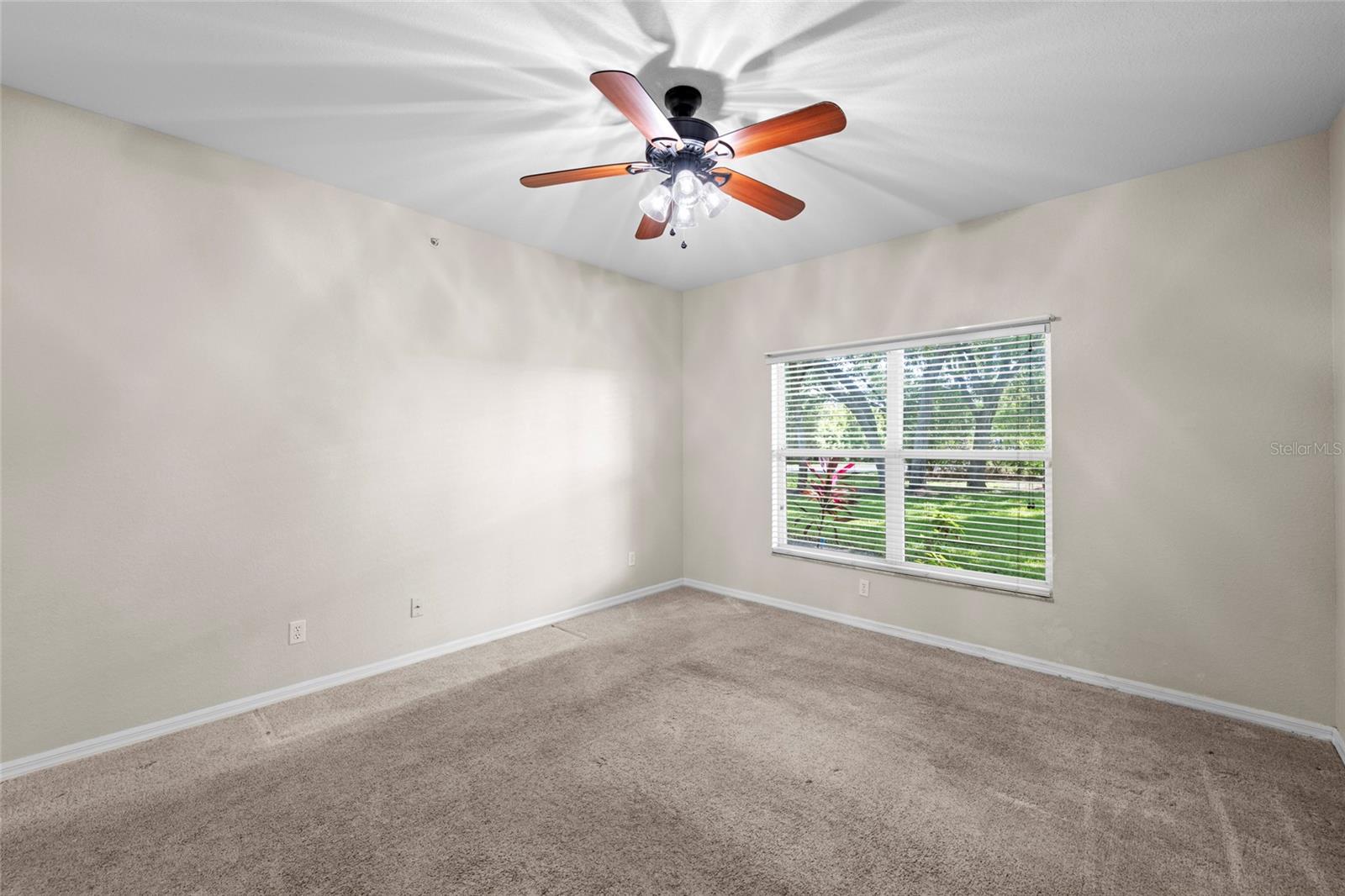 Image 25 of 42 For 6651 Pineview Terrace