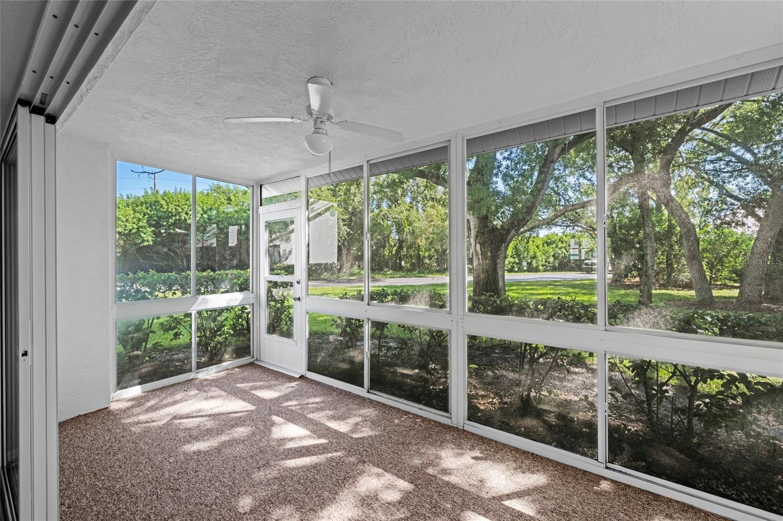 Image 30 of 42 For 6651 Pineview Terrace