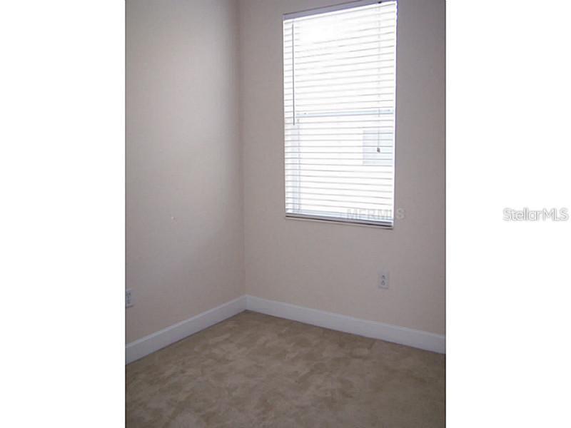 Image 10 of 14 For 3560 Parkridge Circle 30-204