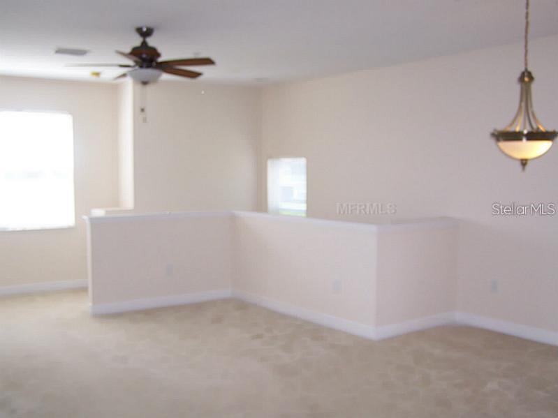 Image 4 of 14 For 3560 Parkridge Circle 30-204