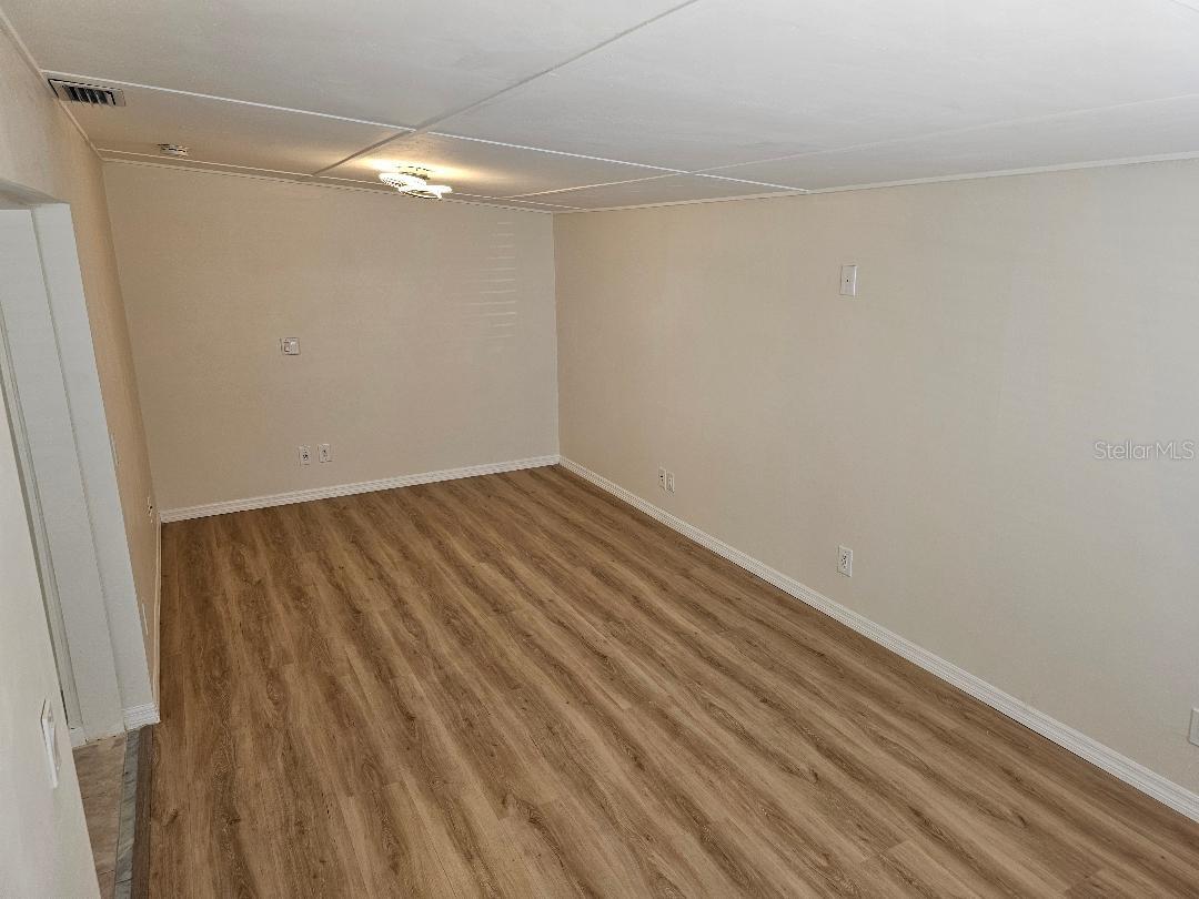 Image 7 of 15 For 2704 12th Street W