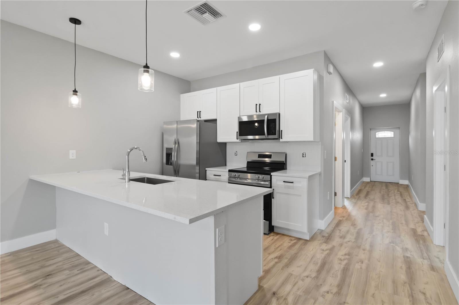 Image 6 of 29 For 10181 Amicola Street