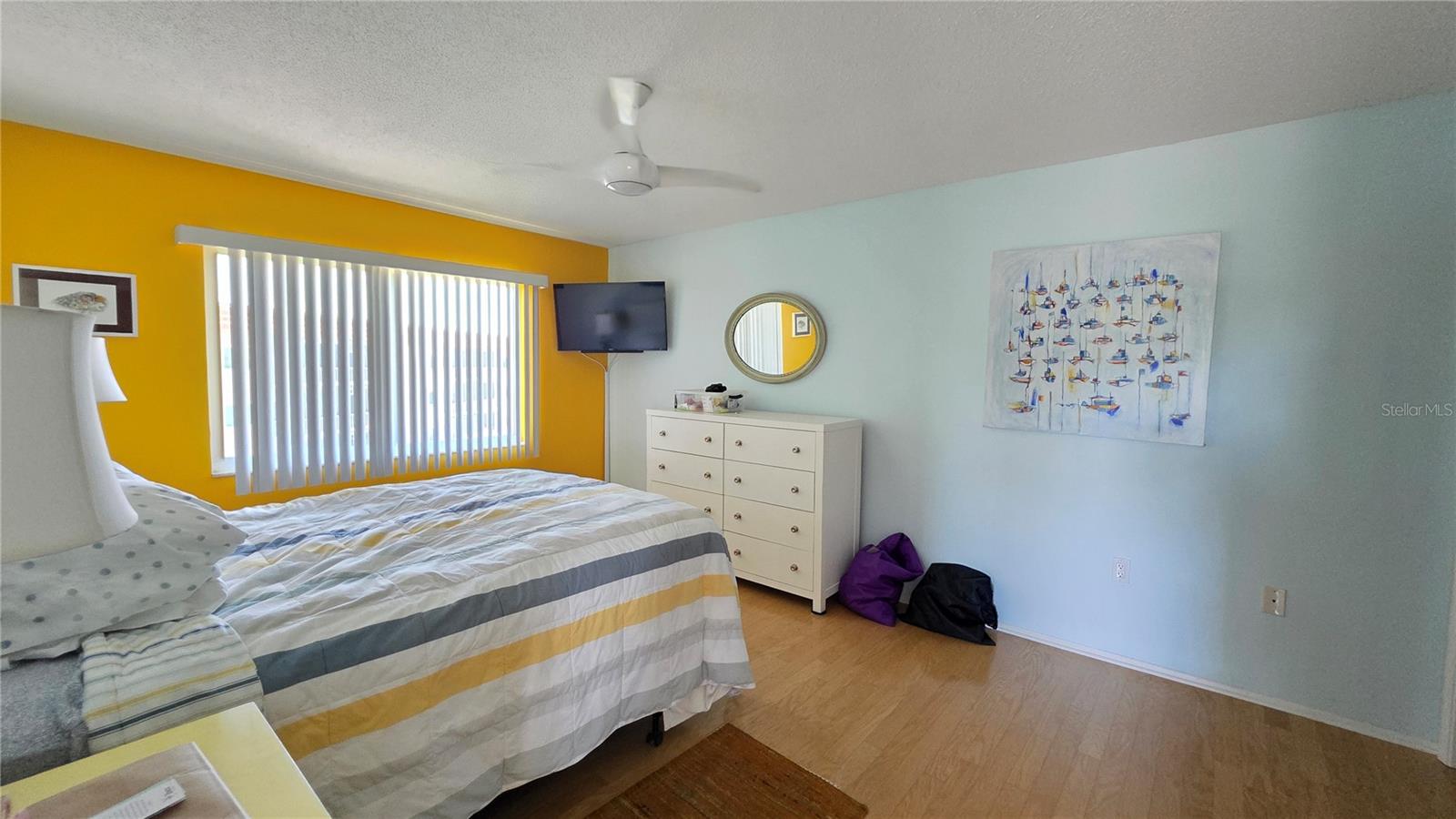 Image 12 of 32 For 1600 1st Avenue W 508a