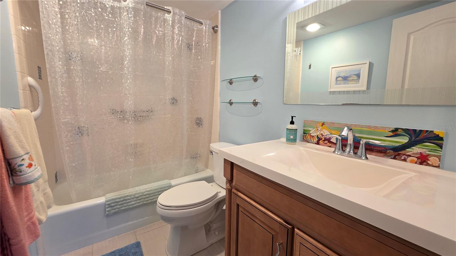 Image 13 of 32 For 1600 1st Avenue W 508a