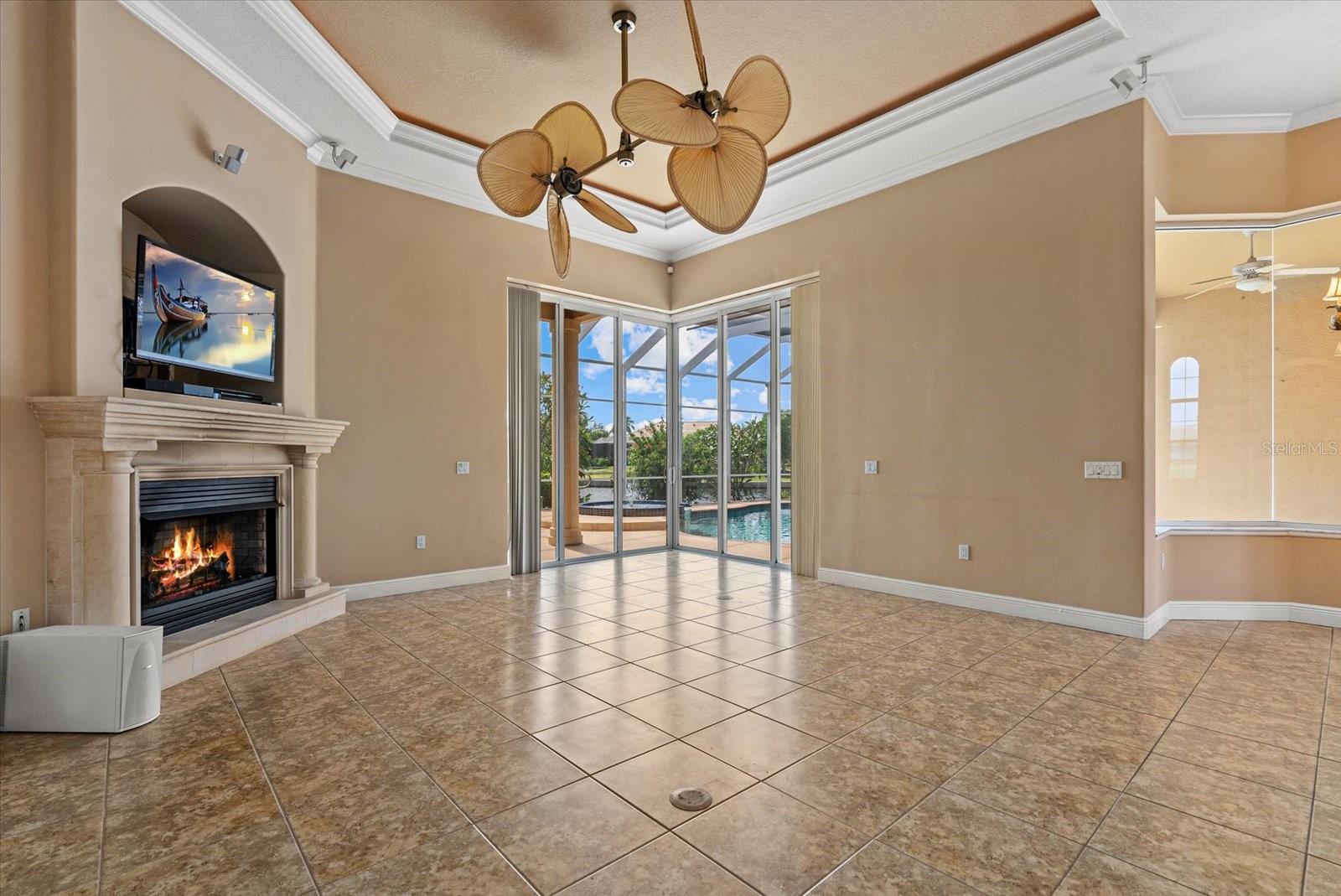 Image 15 of 43 For 6165 9th Avenue Circle Ne