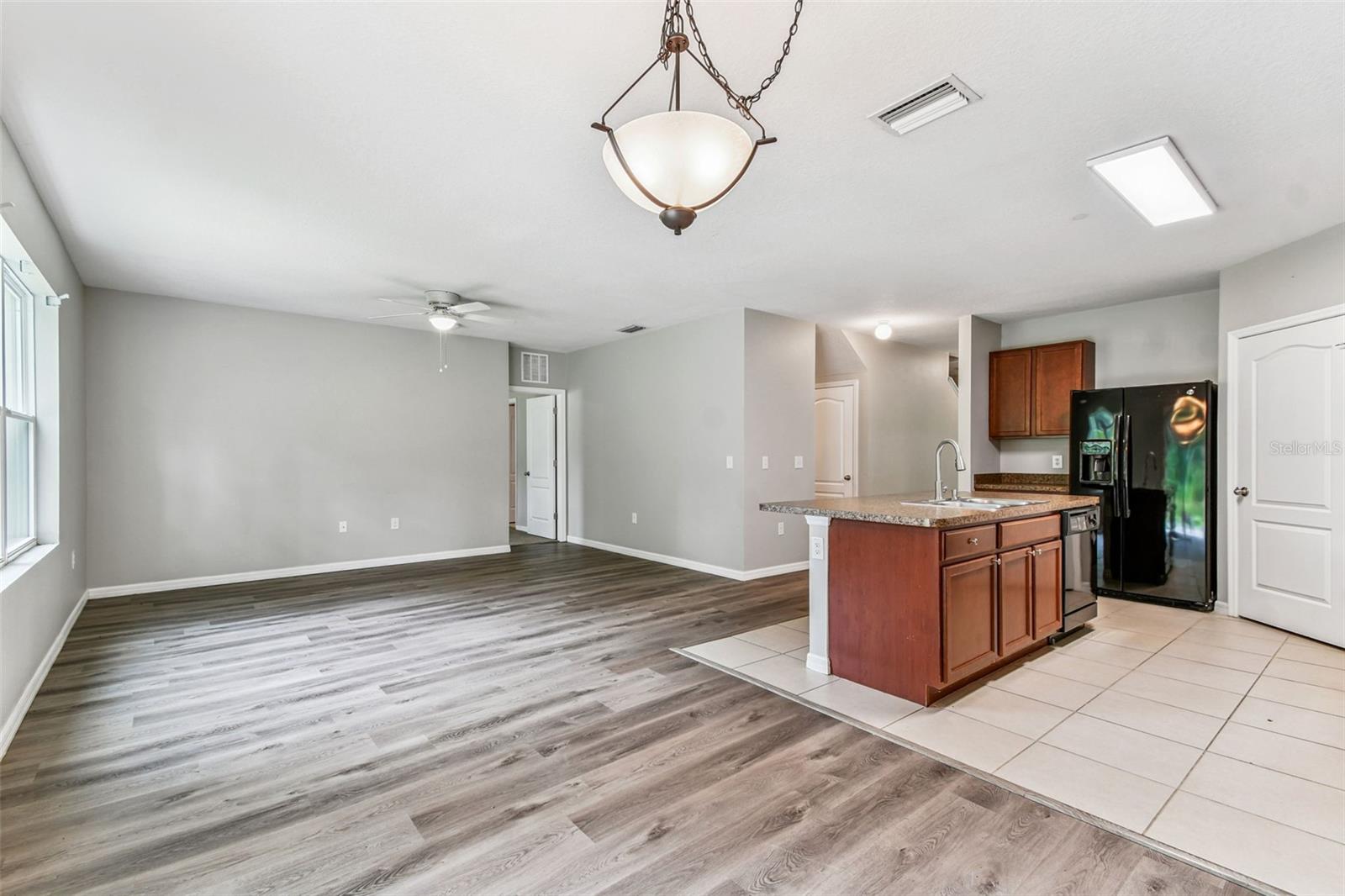 Image 13 of 42 For 7005 57th Terrace E