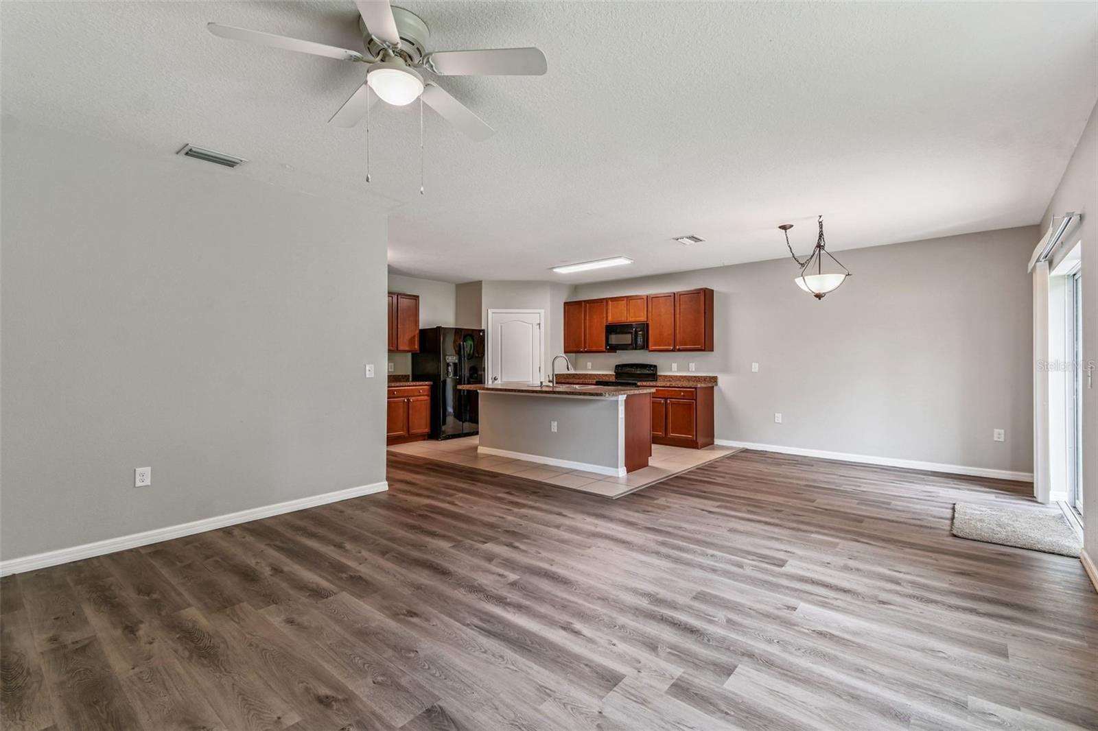 Image 14 of 42 For 7005 57th Terrace E