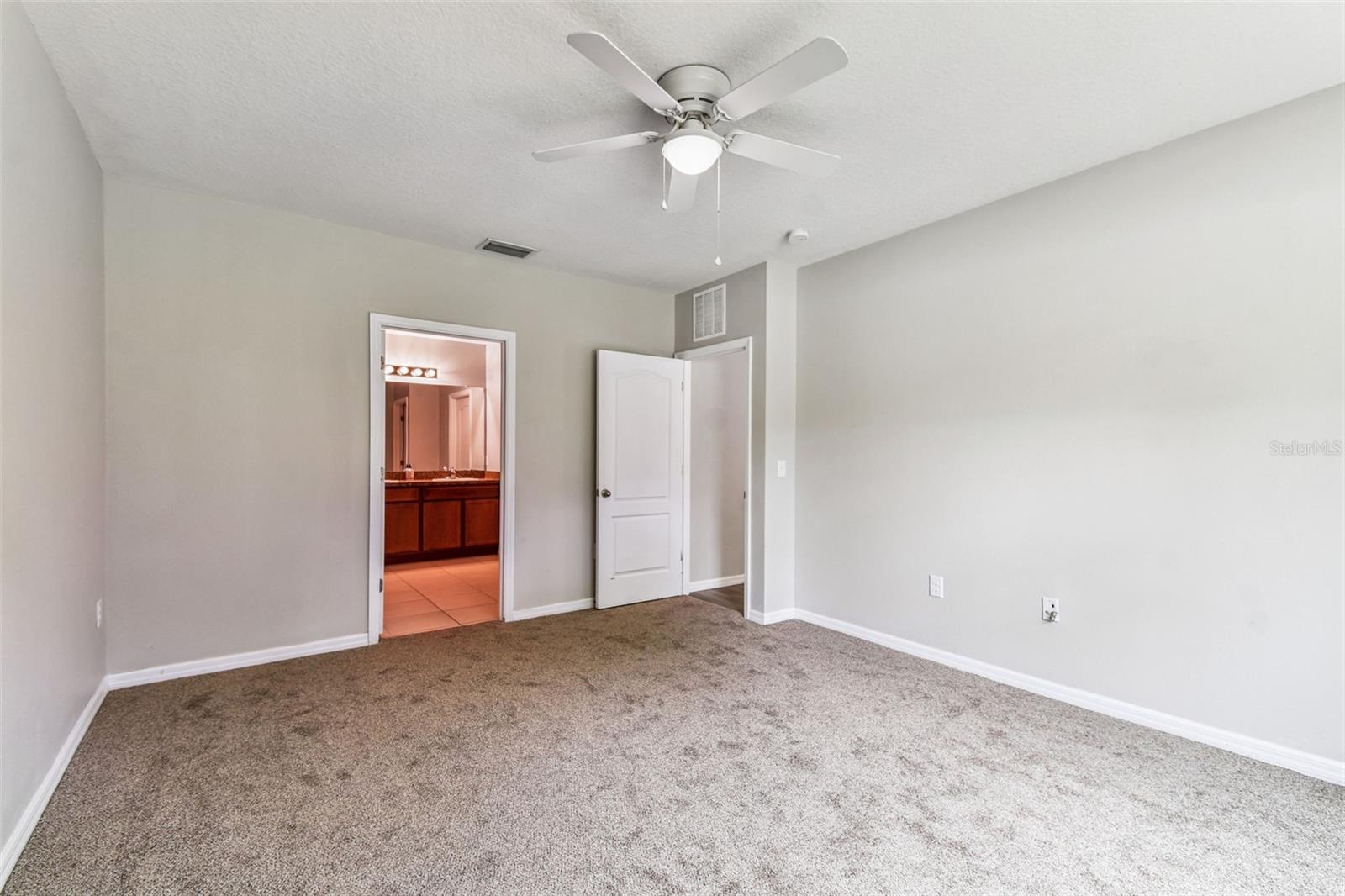 Image 16 of 42 For 7005 57th Terrace E