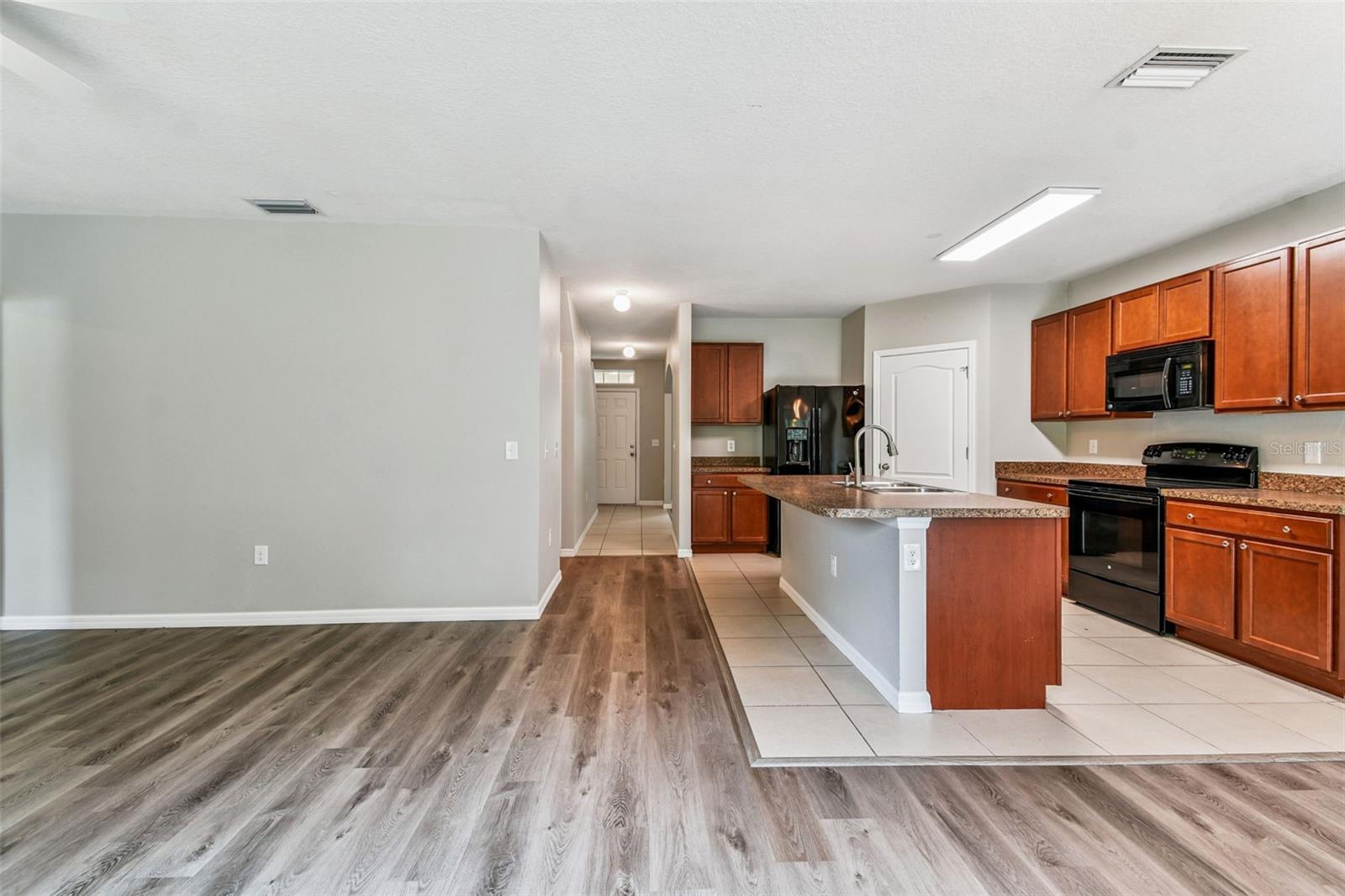 Image 7 of 42 For 7005 57th Terrace E