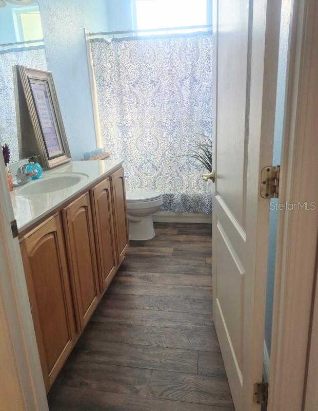 Listing photo id 14 for 6408 Rubia Circle