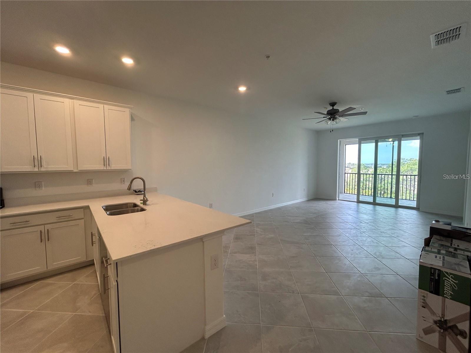 Image 9 of 72 For 12240 Wellen Golf Street 403