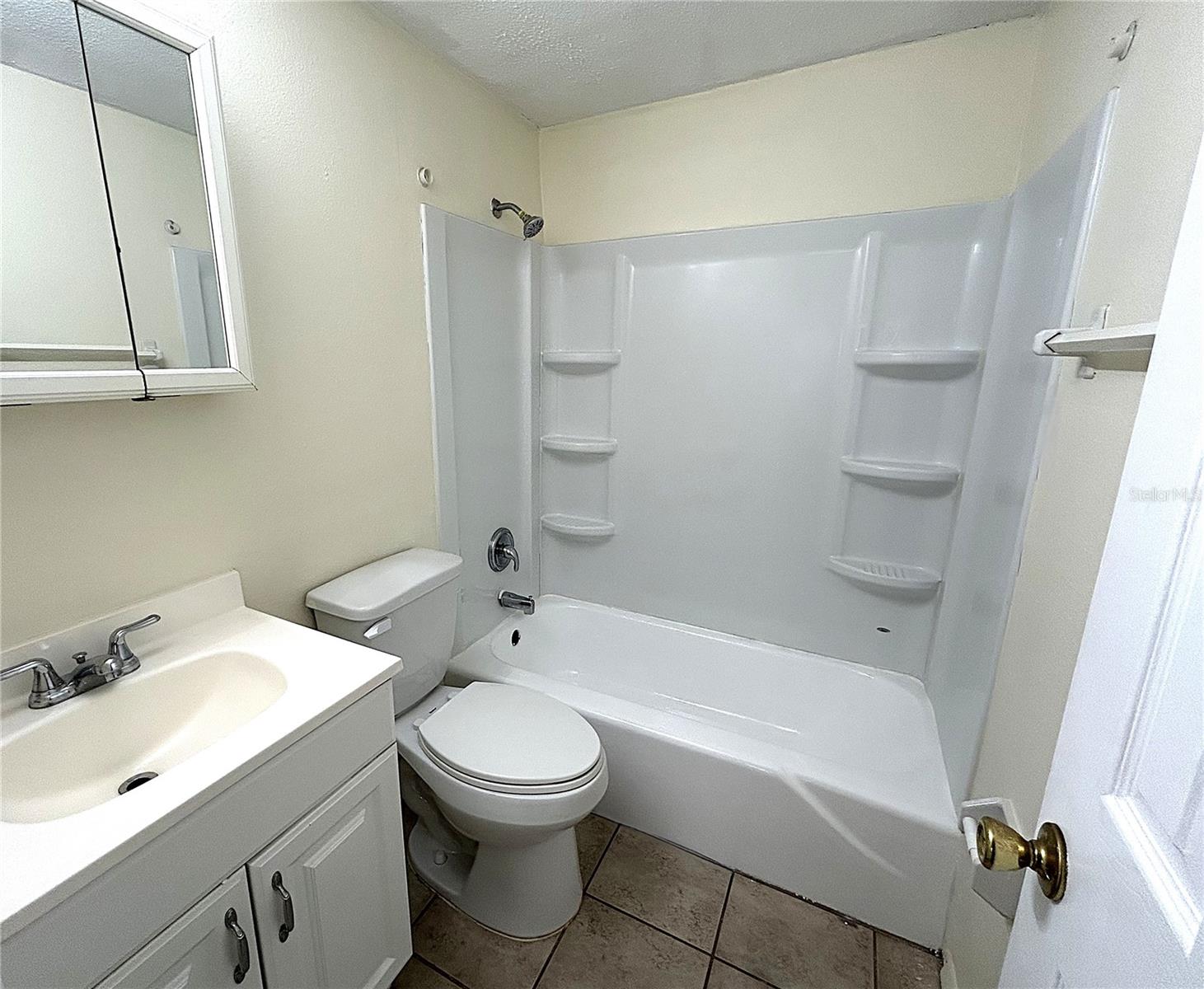 Image 9 of 9 For 255 Pineapple Street 3