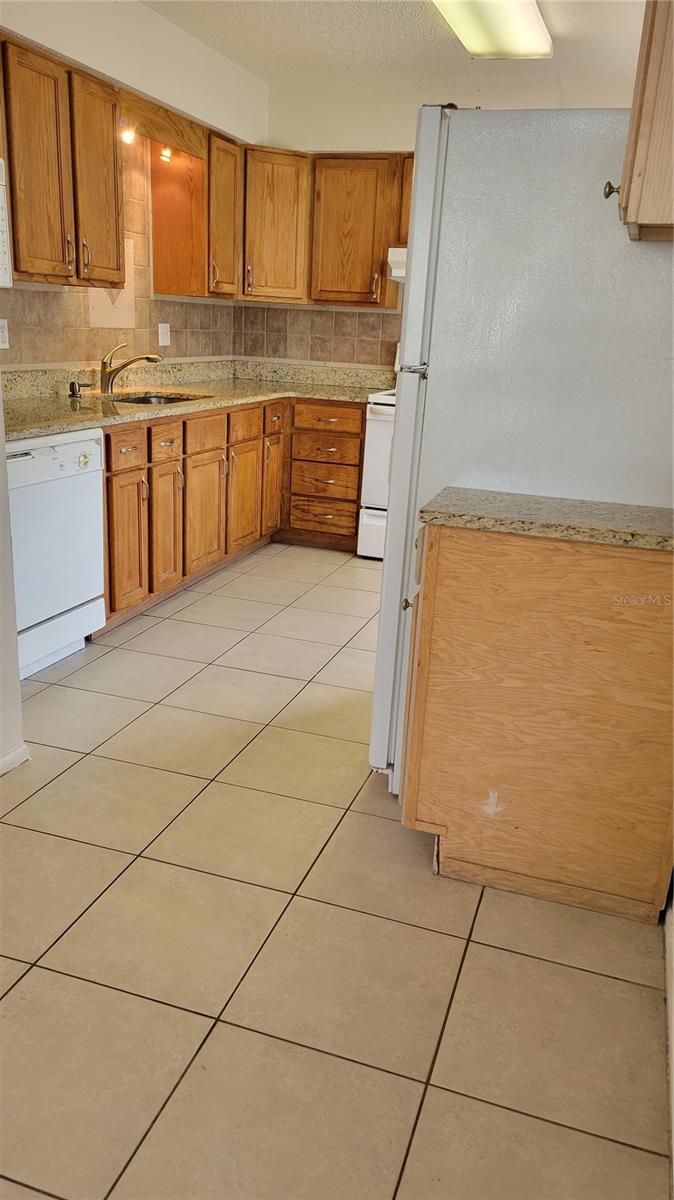 Image 7 of 13 For 5708 2nd Street
