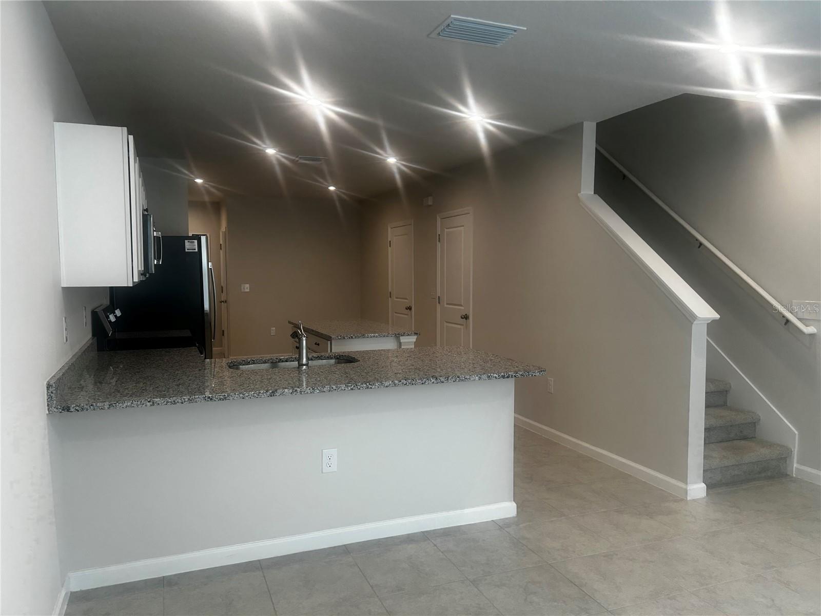 Image 7 of 27 For 14124 Crimson Avenue