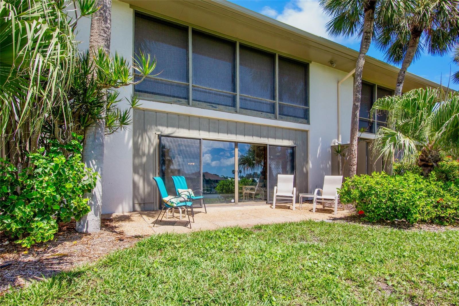 Image 18 of 41 For 6500 Flotilla Drive 212