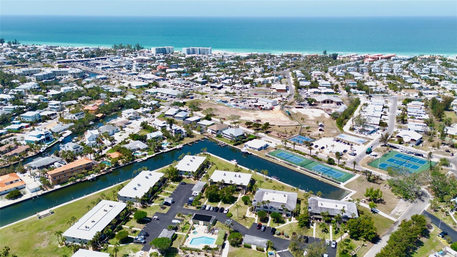 Image 25 of 41 For 6500 Flotilla Drive 212
