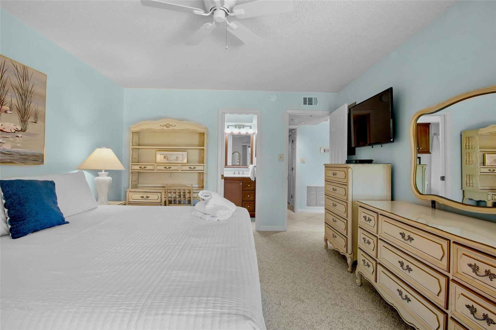Image 27 of 41 For 6500 Flotilla Drive 212