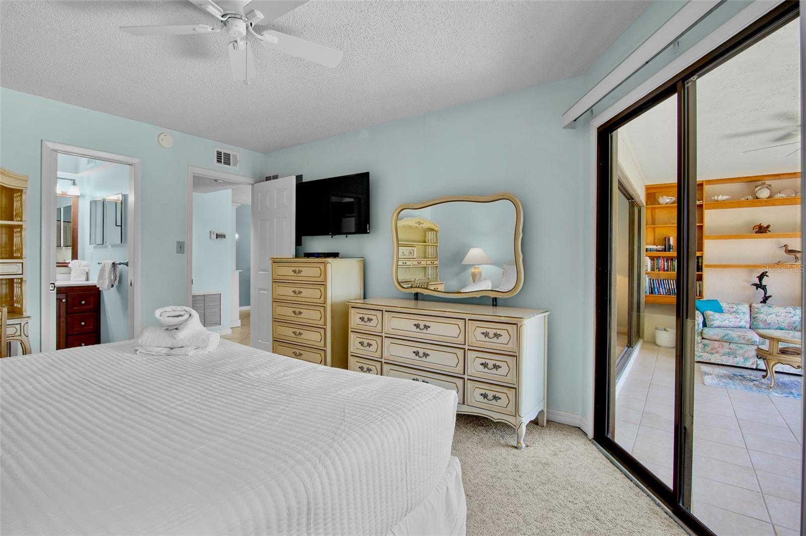 Image 29 of 41 For 6500 Flotilla Drive 212