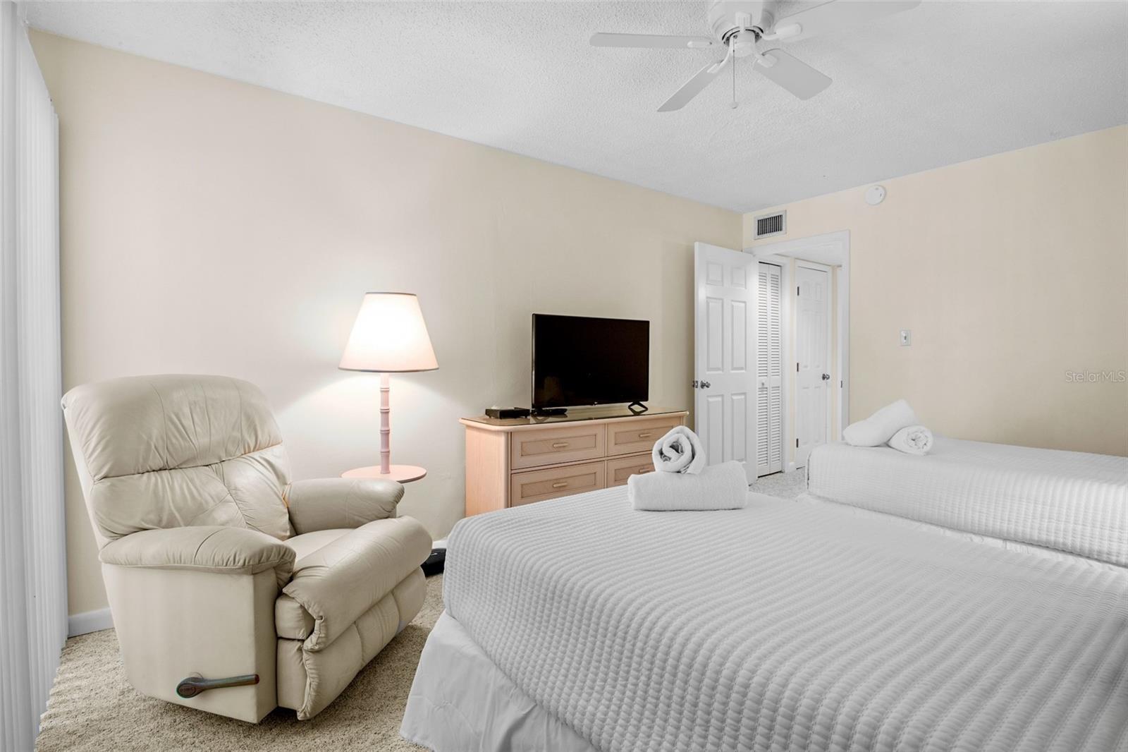 Image 34 of 41 For 6500 Flotilla Drive 212
