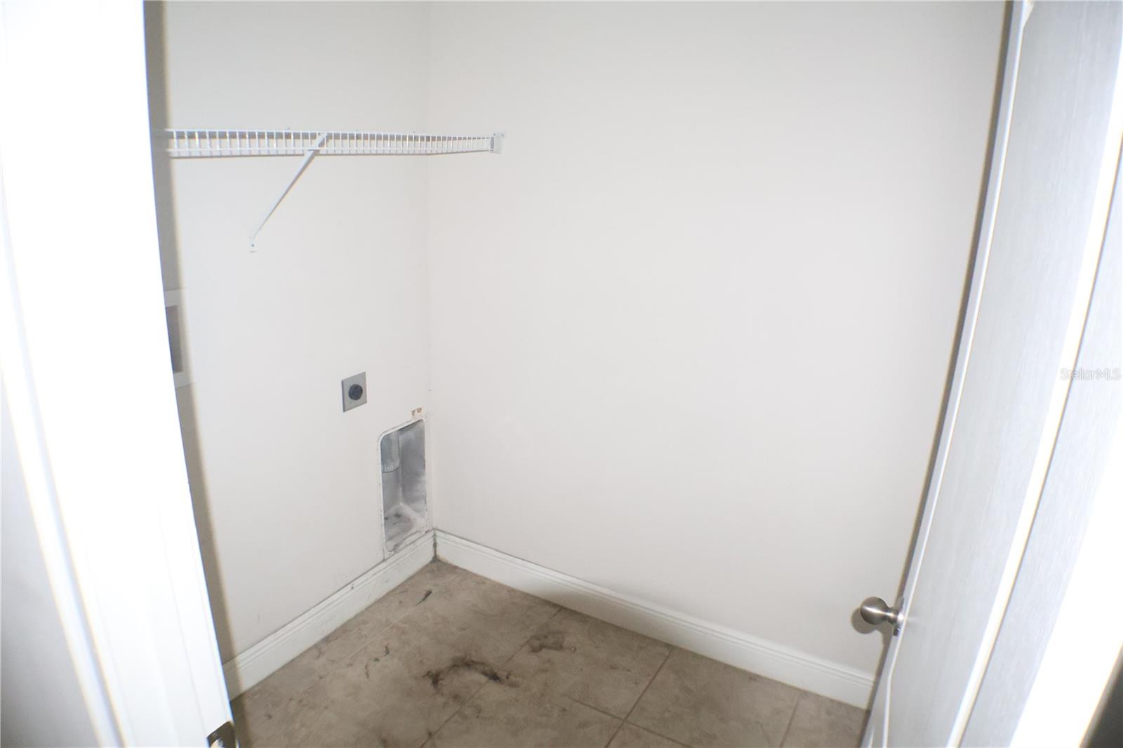 Image 7 of 19 For 119 Kenny Boulevard