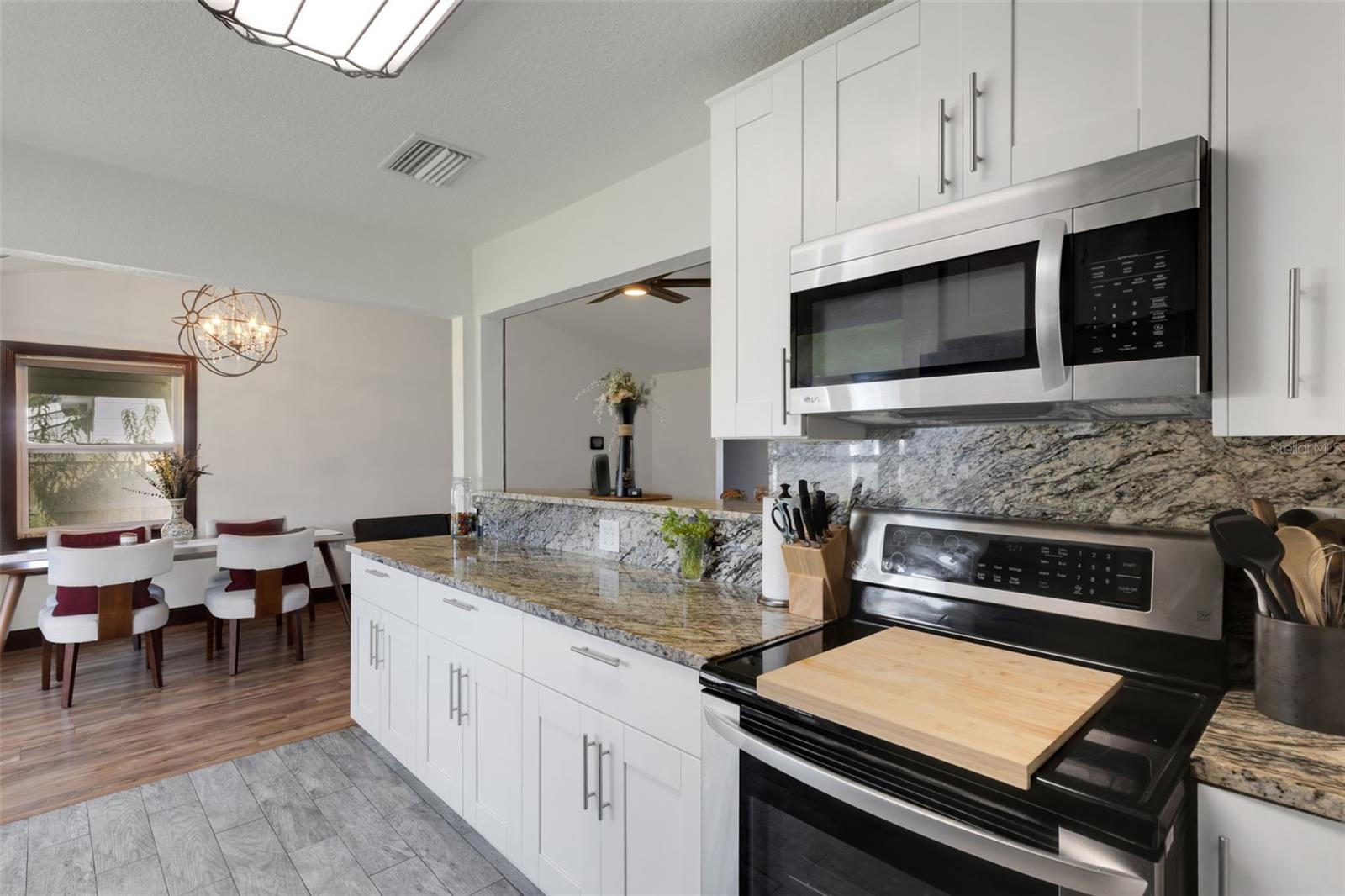 Image 18 of 49 For 5932 17th Avenue N